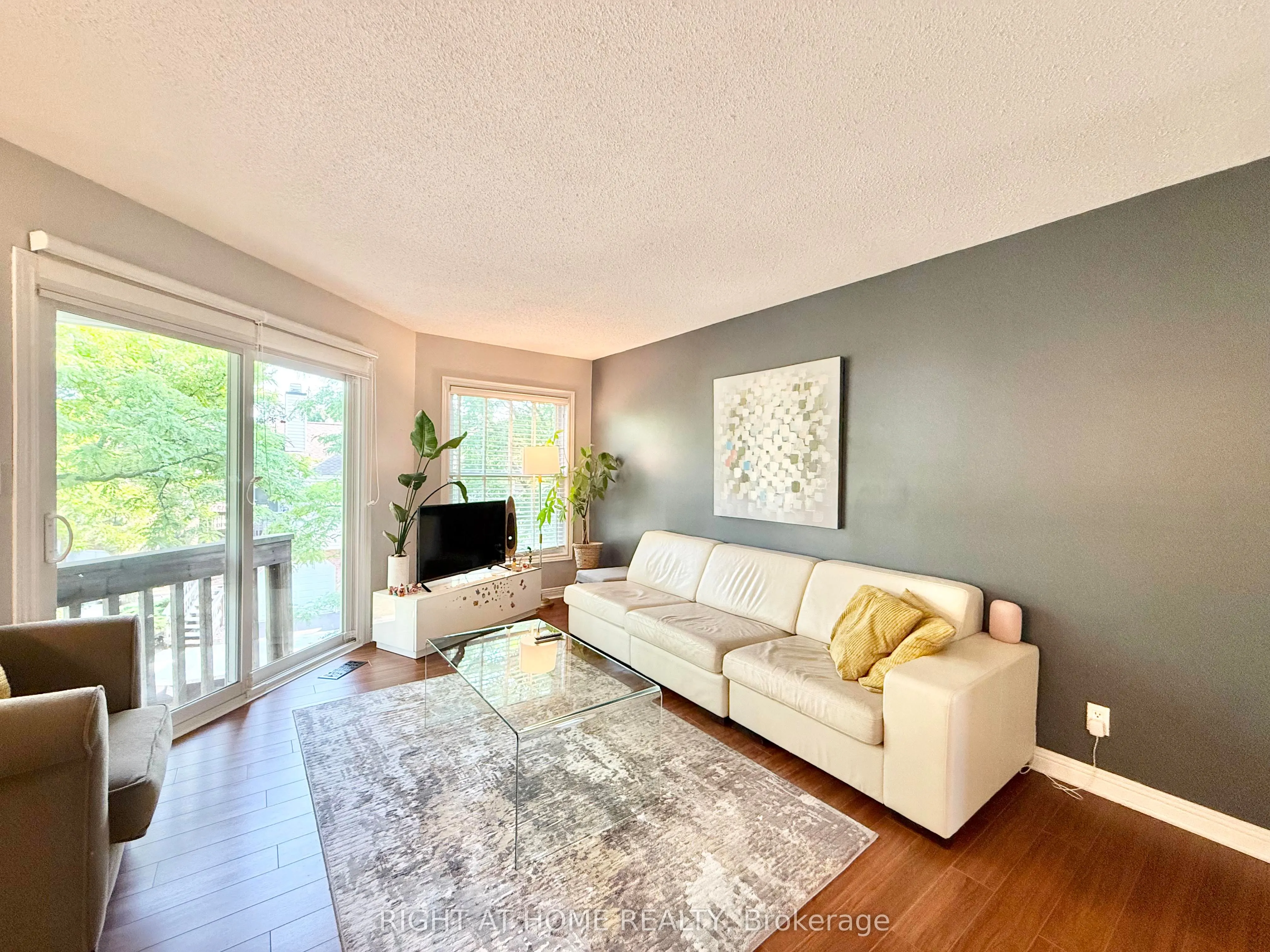 1220 Thorpe Road, #214