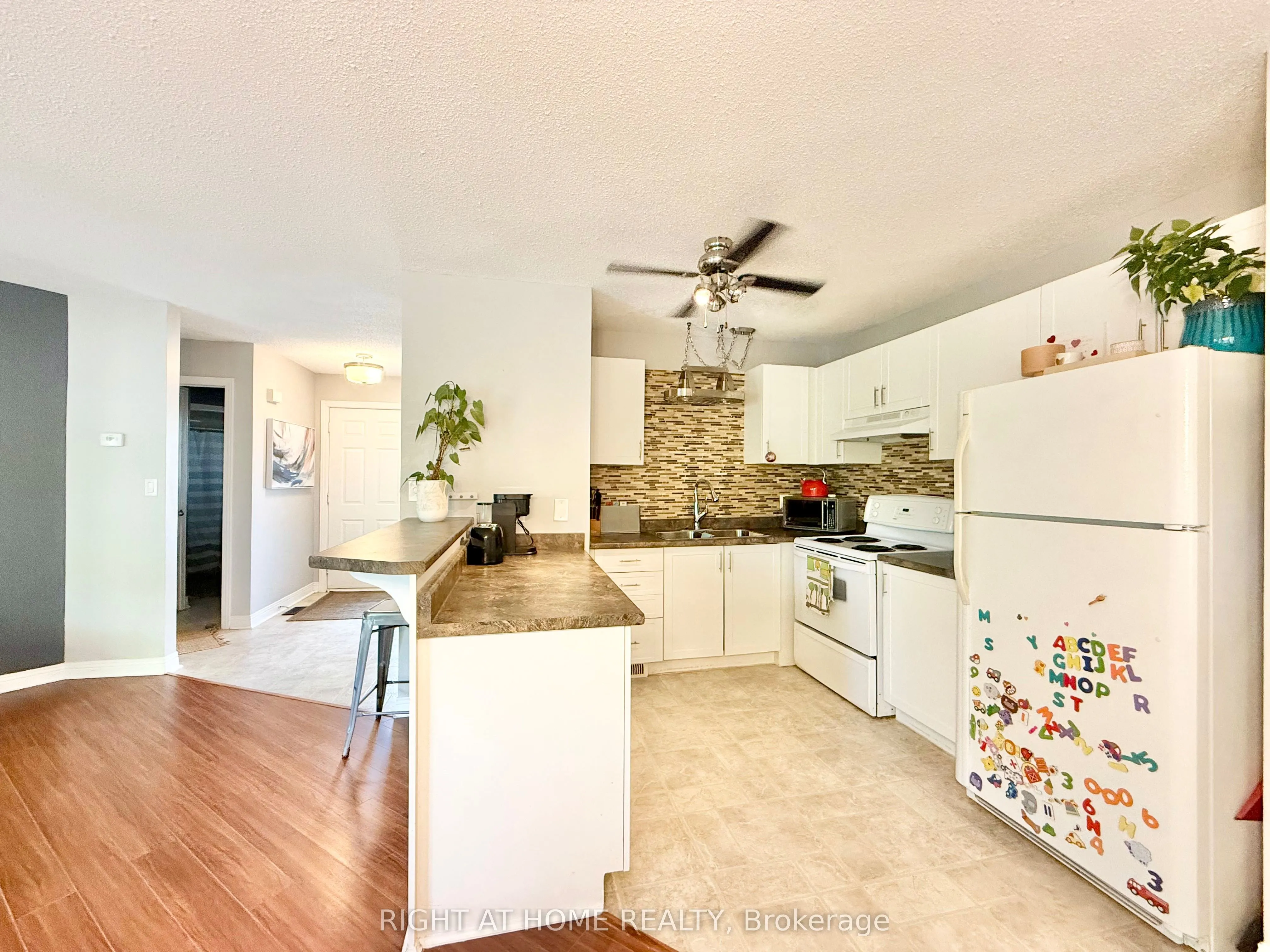 1220 Thorpe Road, #214