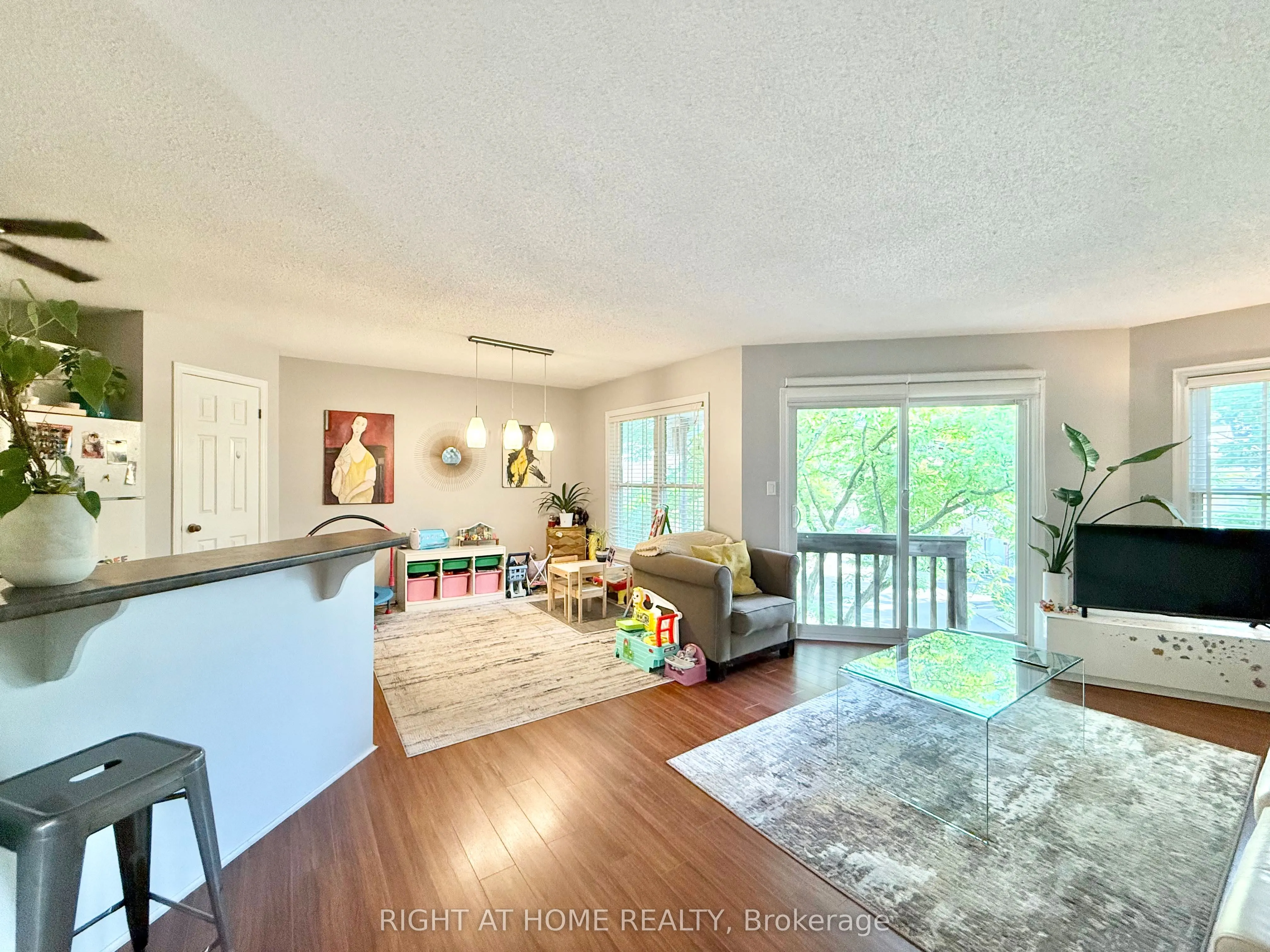 1220 Thorpe Road, #214
