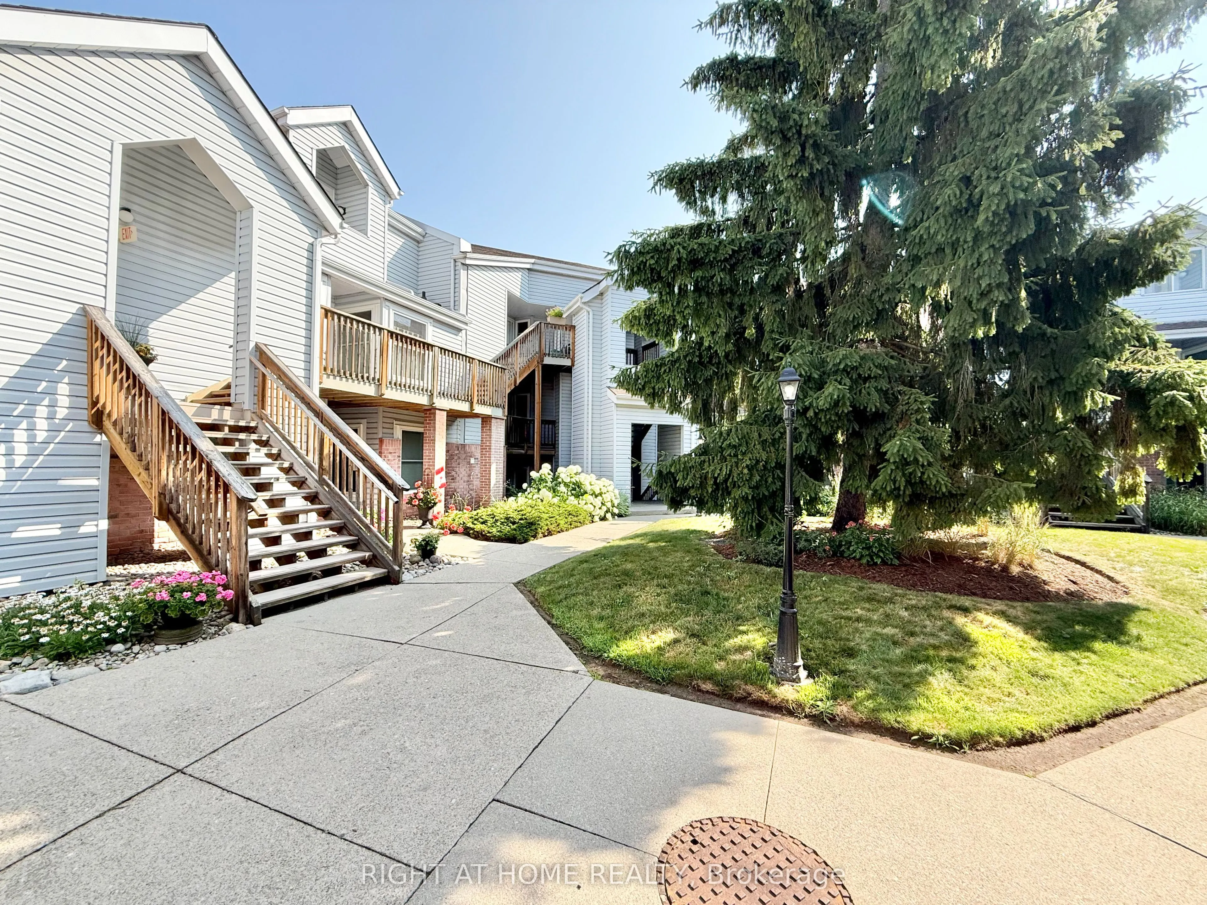 1220 Thorpe Road, #214