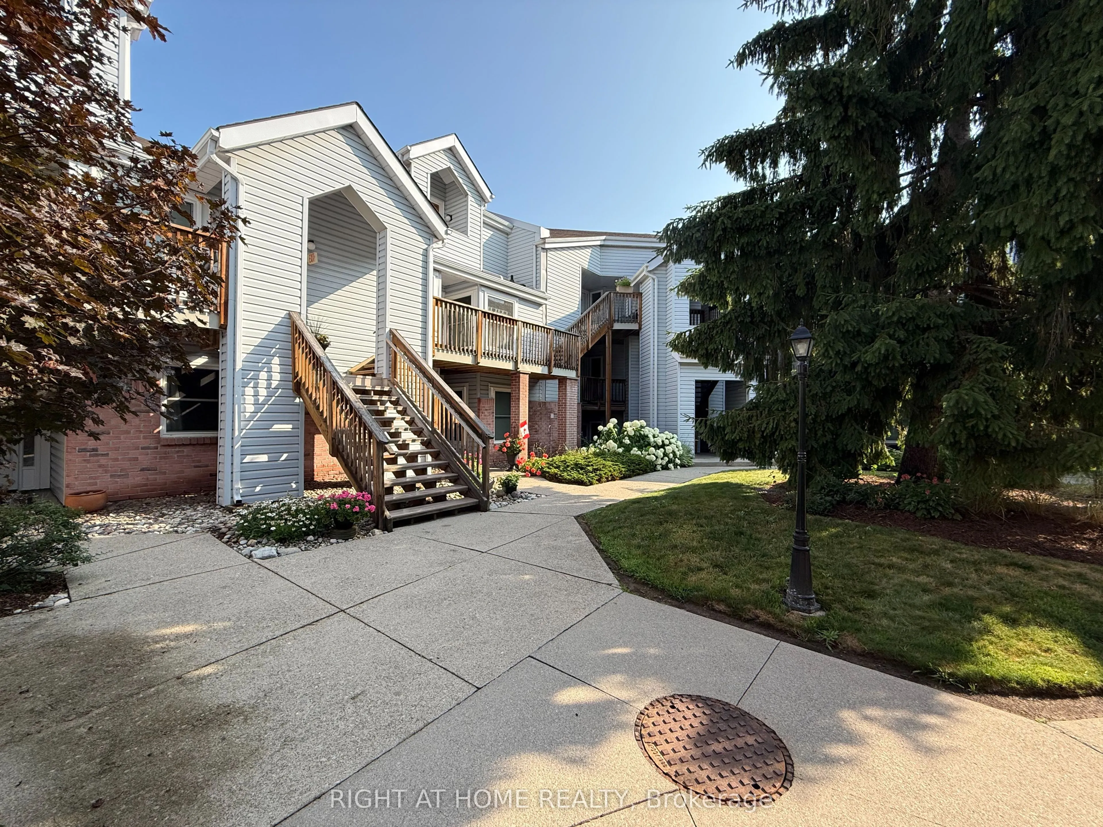 1220 Thorpe Road, #214