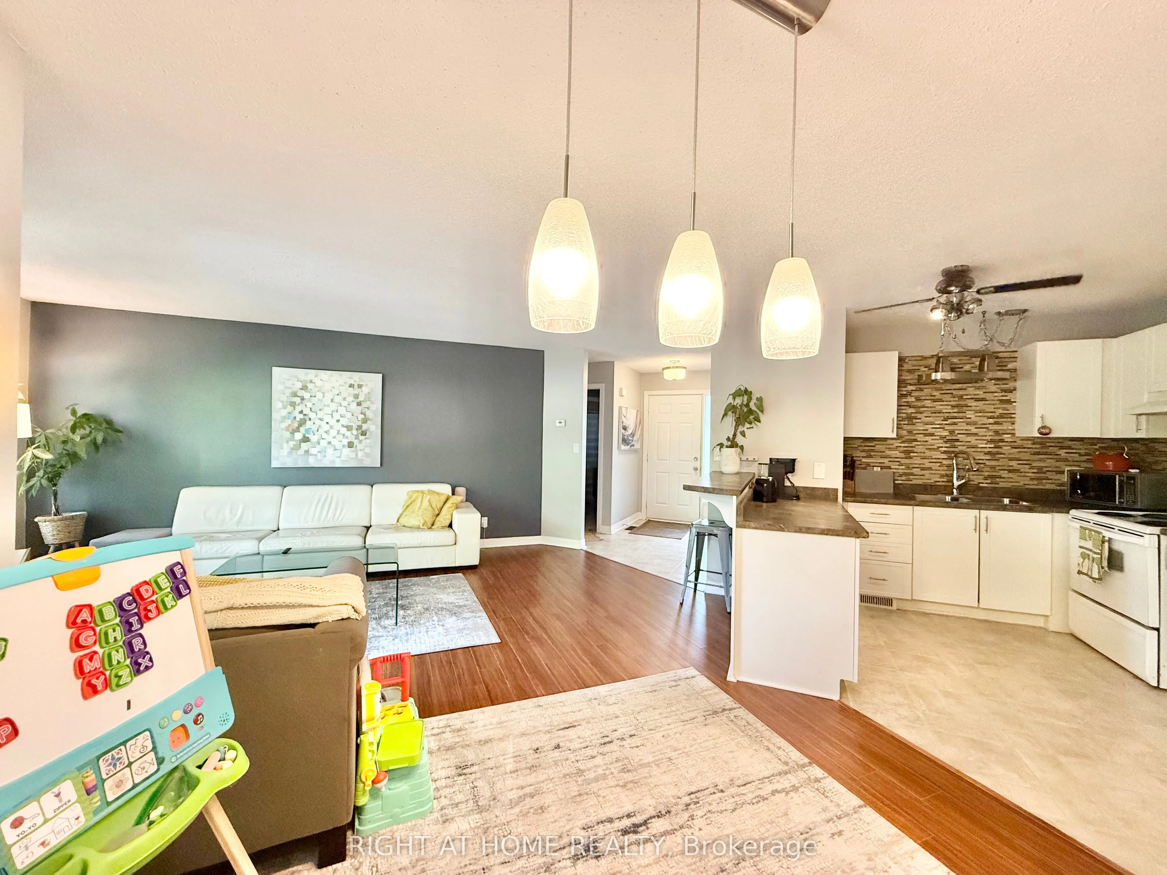 1220 Thorpe Road, #214