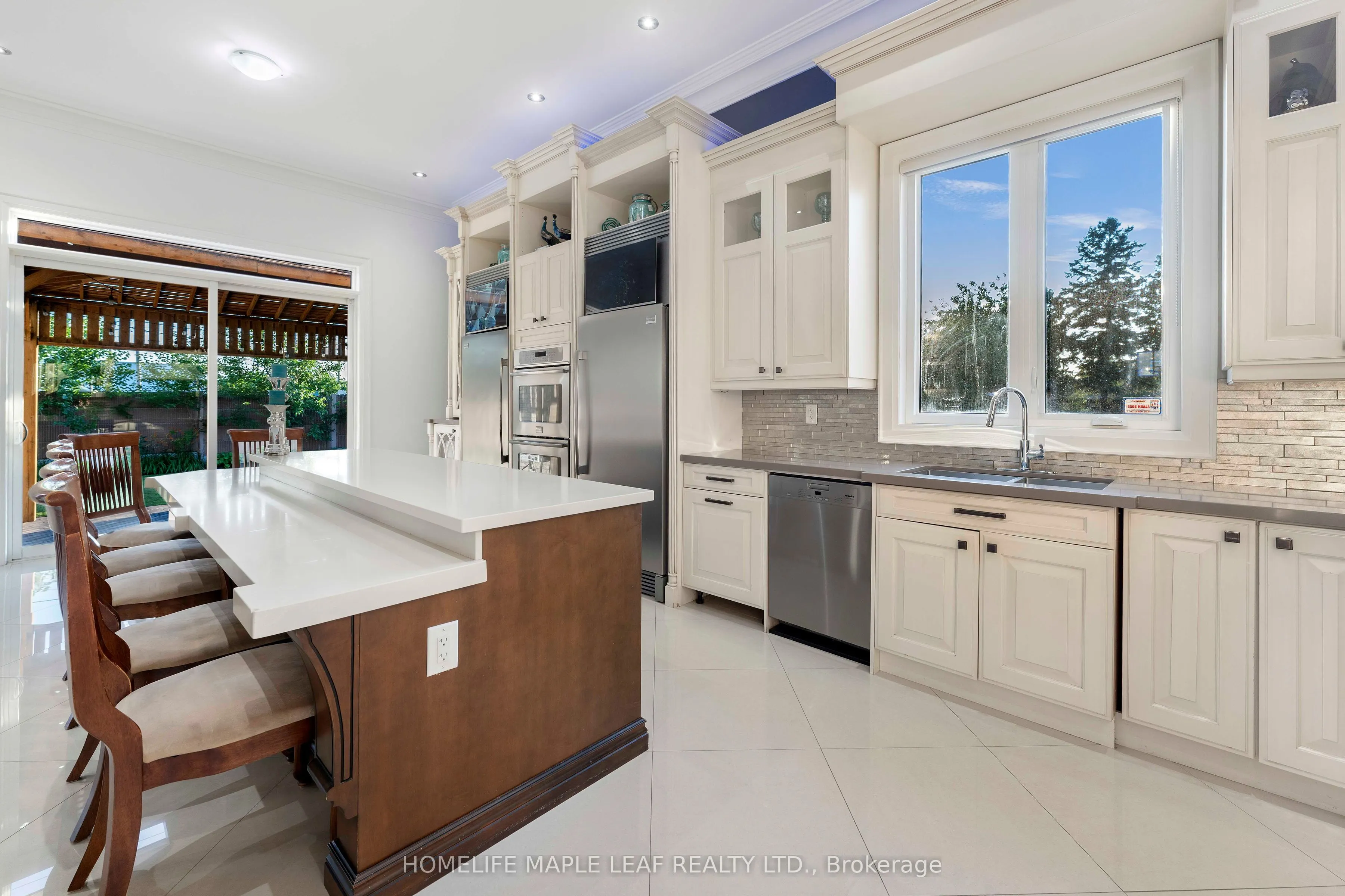 7588 Redstone Road