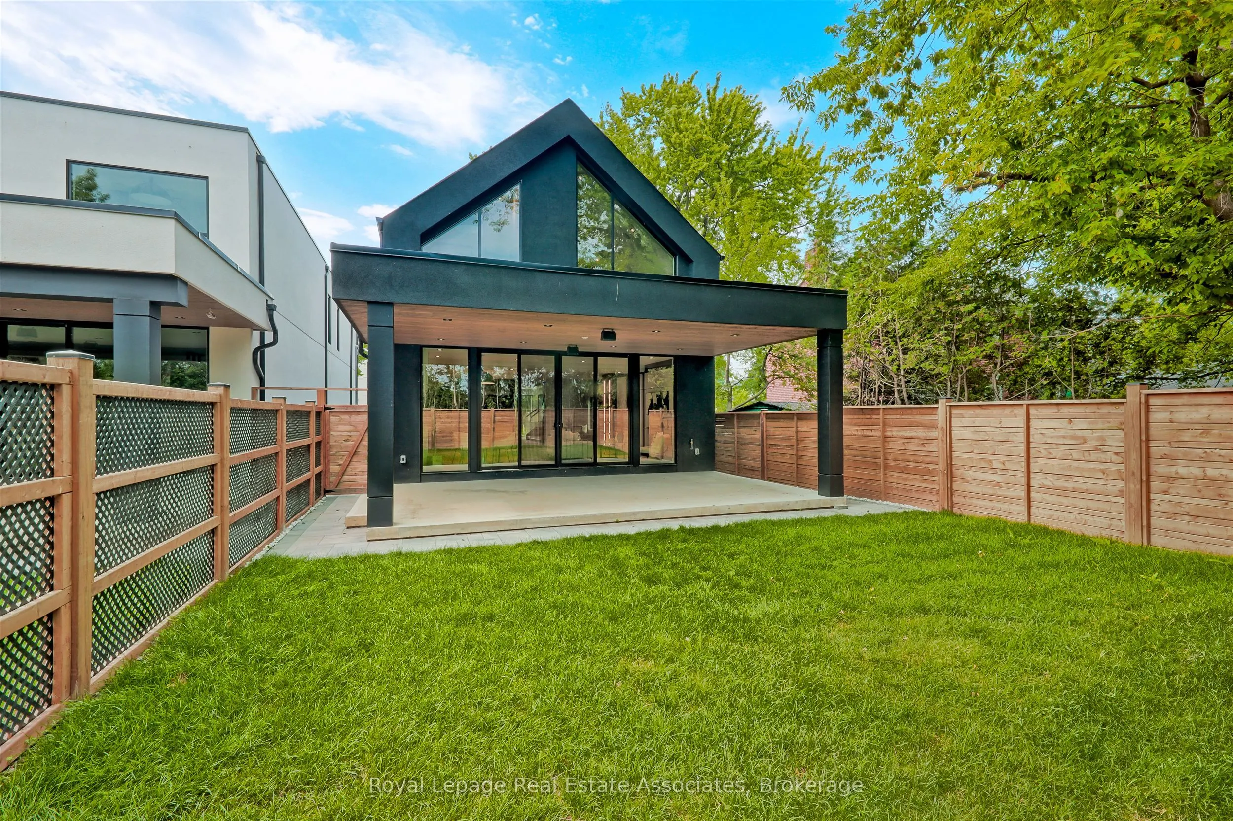 700 Montbeck Crescent