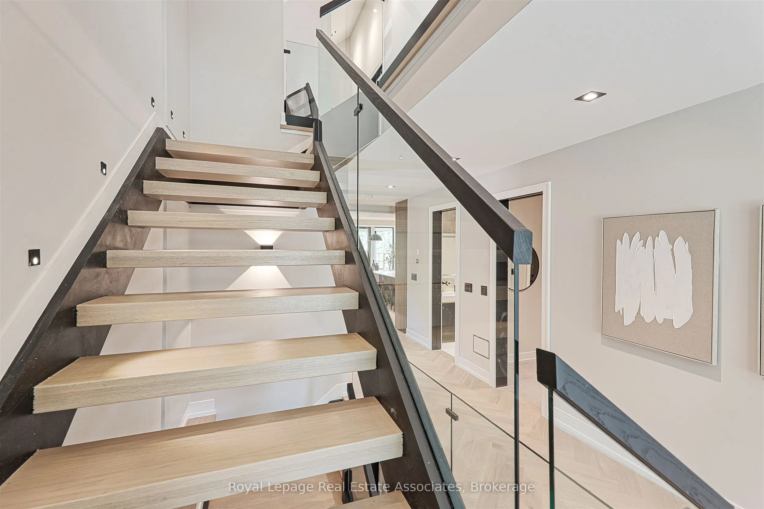 700 Montbeck Crescent