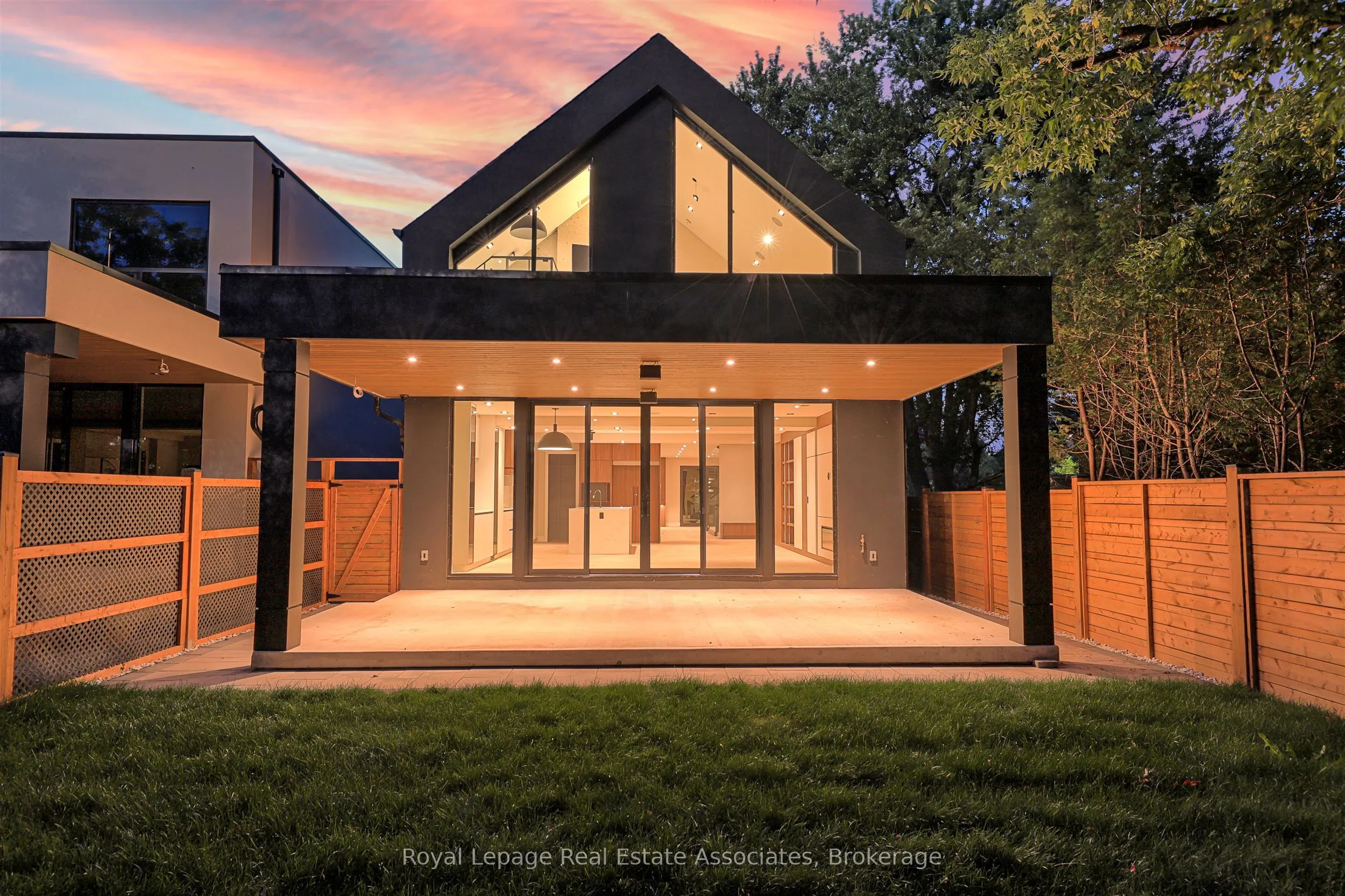 700 Montbeck Crescent