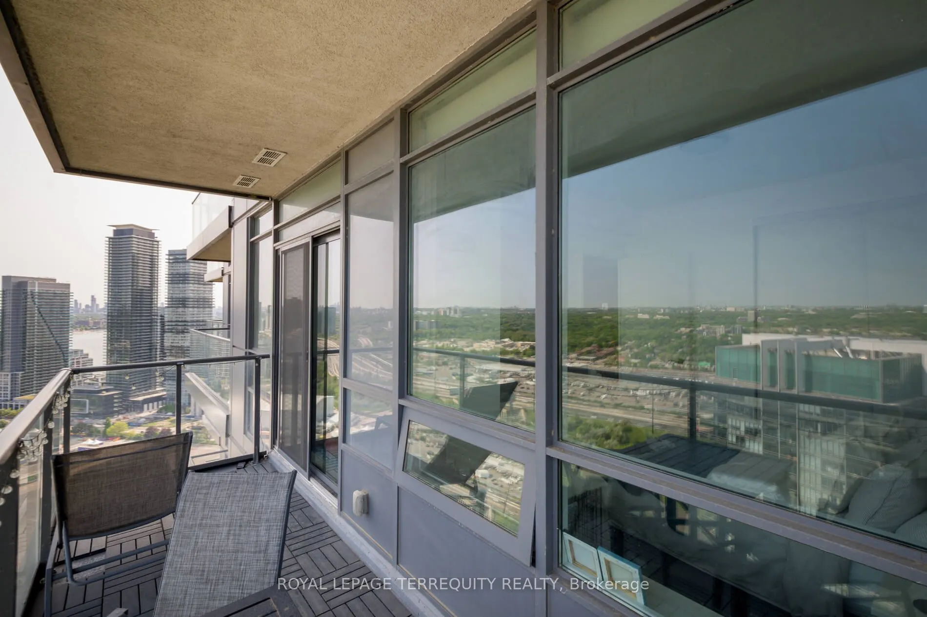 36 Park Lawn Road, #3306