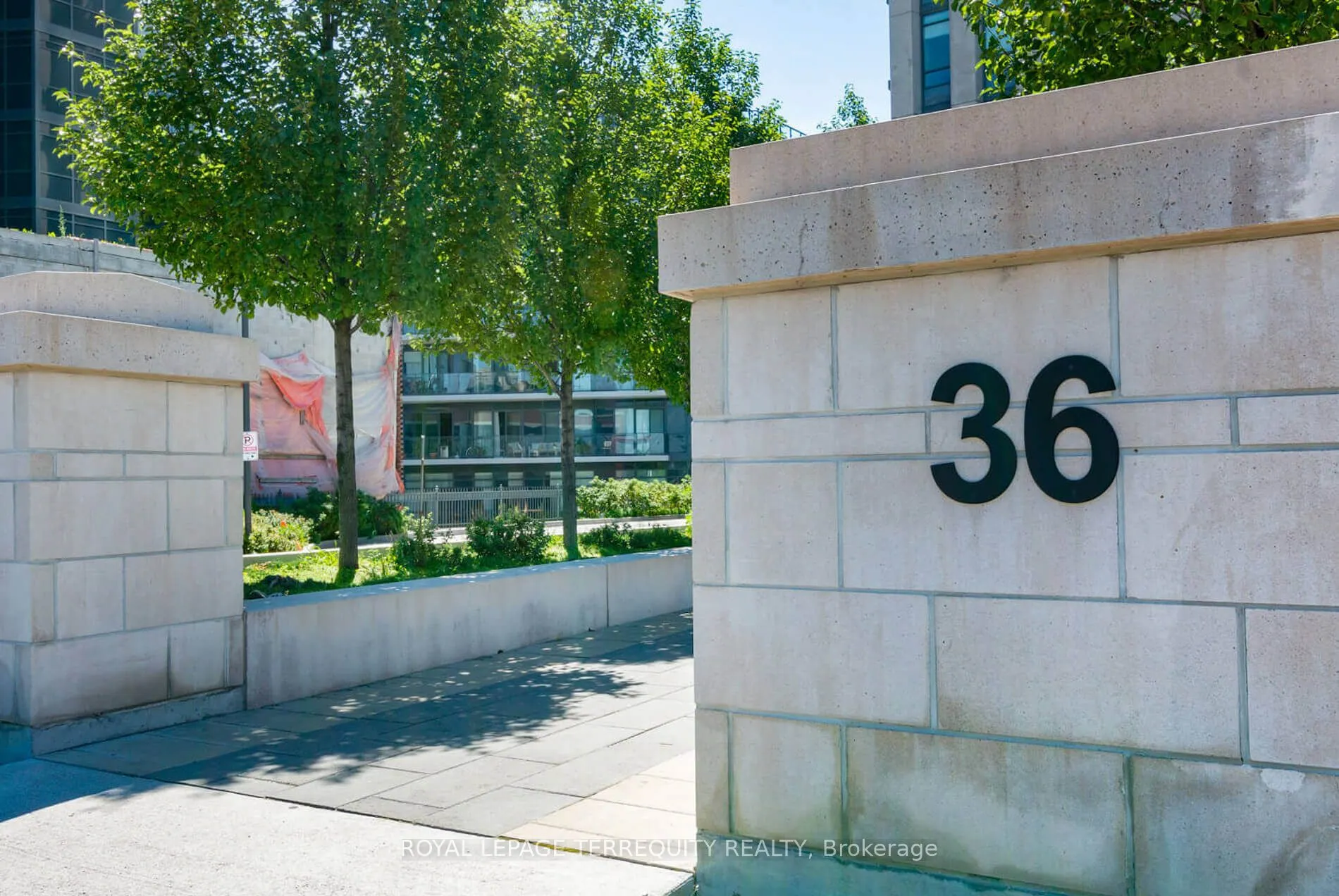 36 Park Lawn Road, #3306