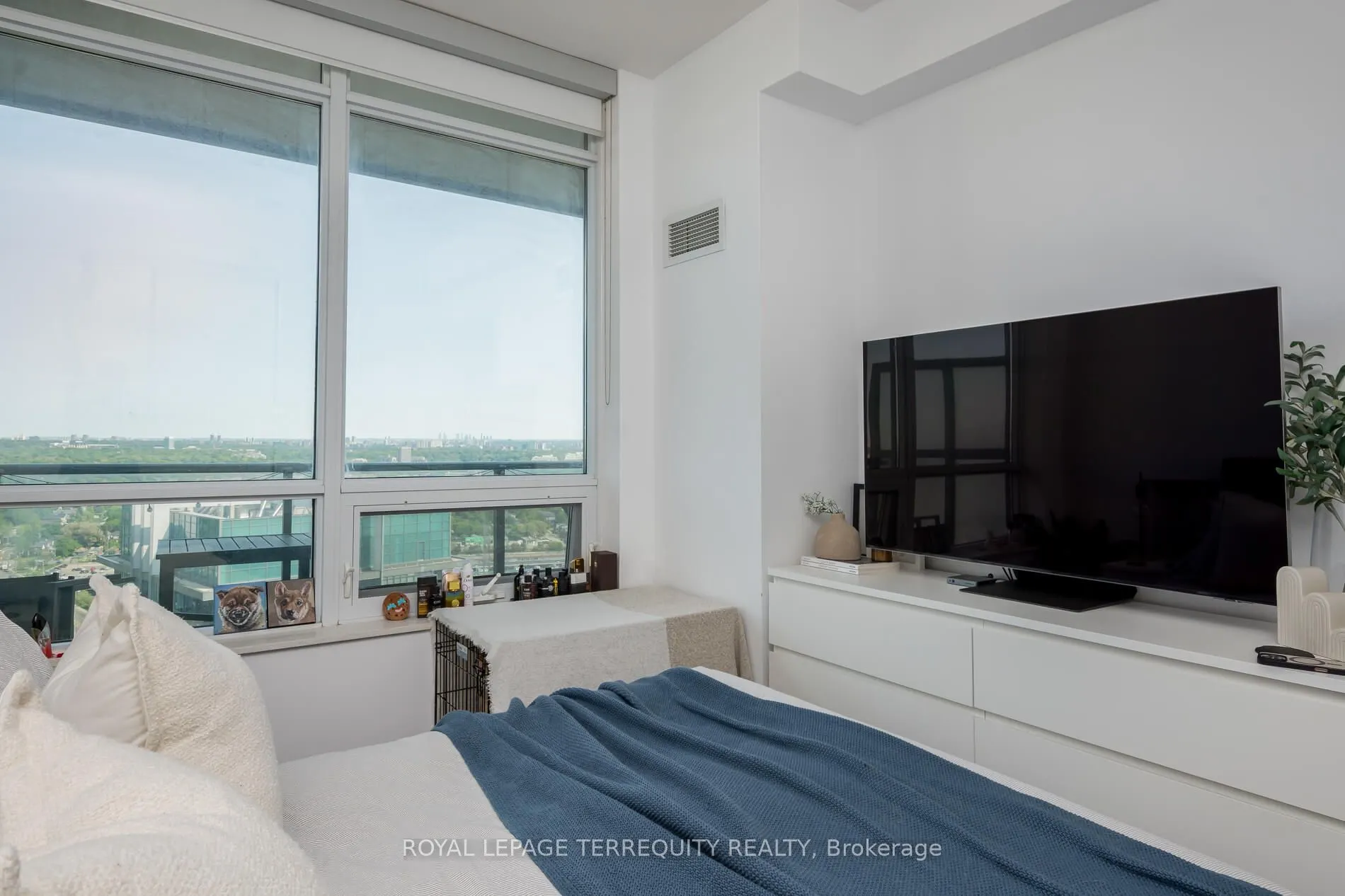 36 Park Lawn Road, #3306