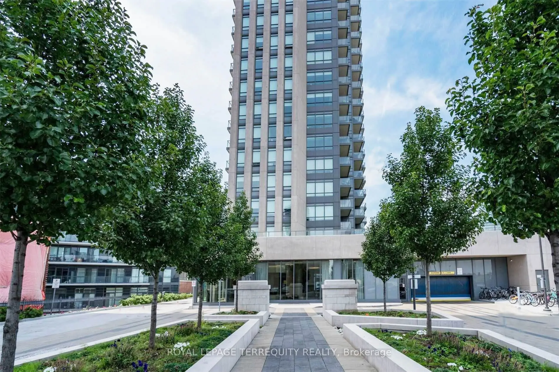 36 Park Lawn Road, #3306