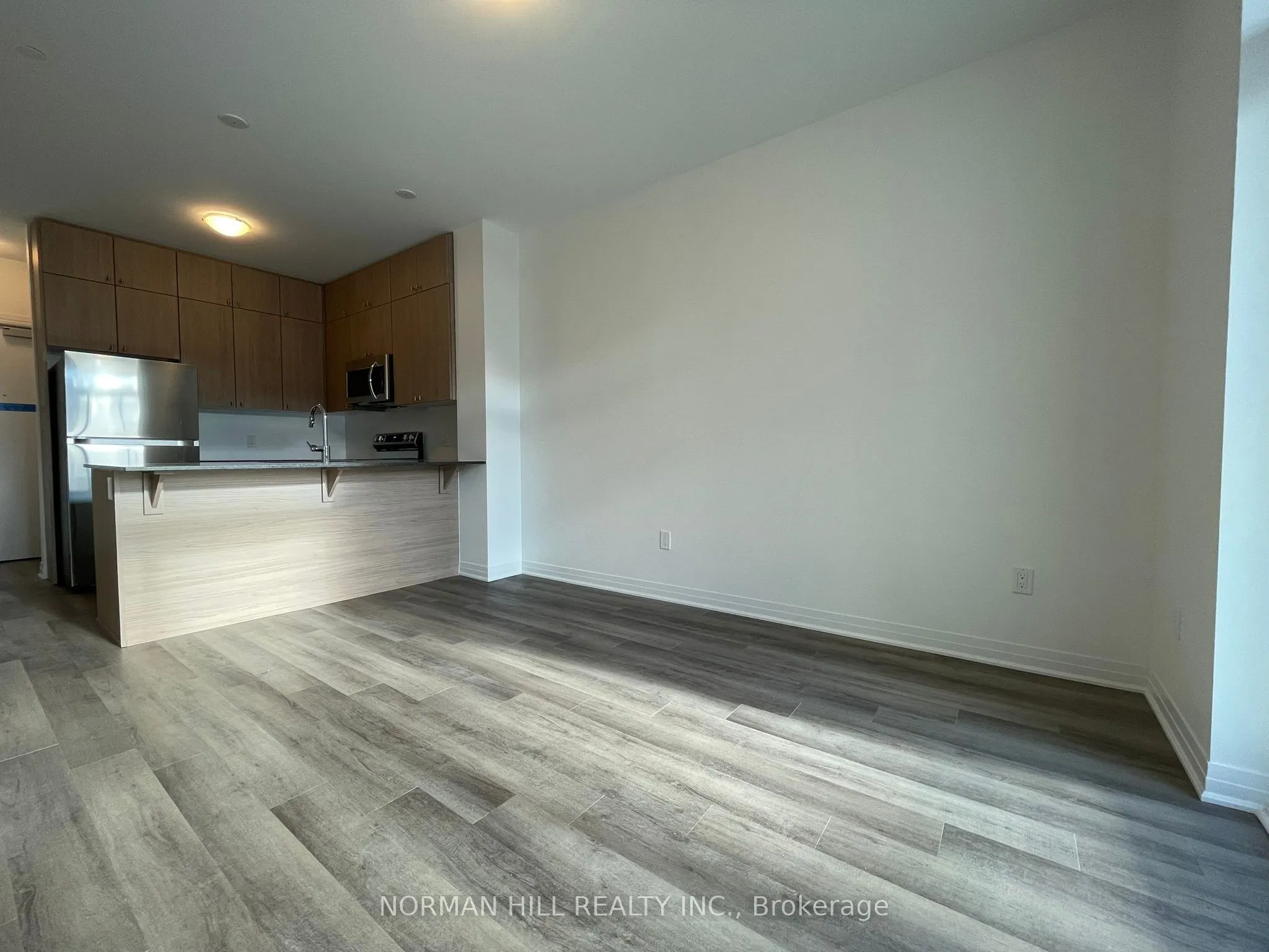 460 Gordon Krantz Avenue, #208