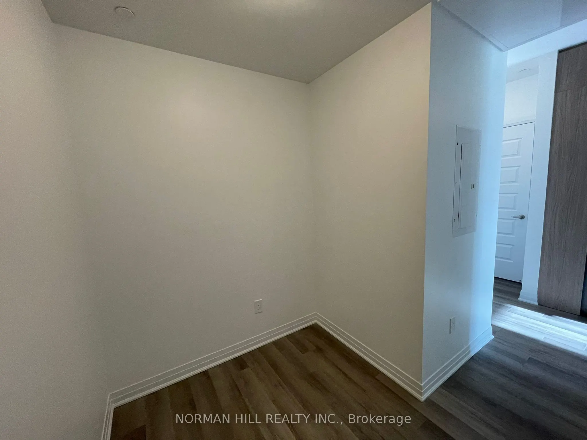 460 Gordon Krantz Avenue, #208