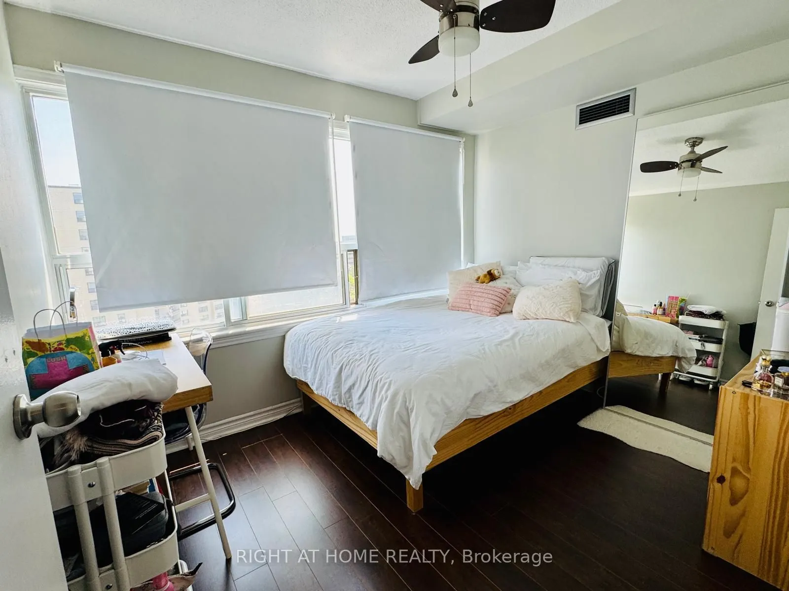 475 The West Mall, #1404