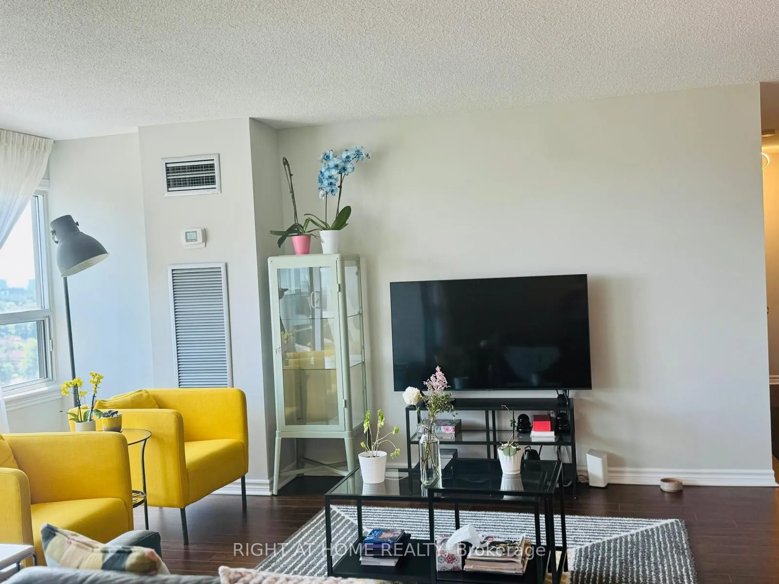 475 The West Mall, #1404