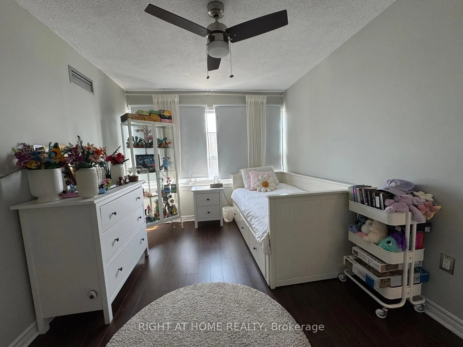 475 The West Mall, #1404