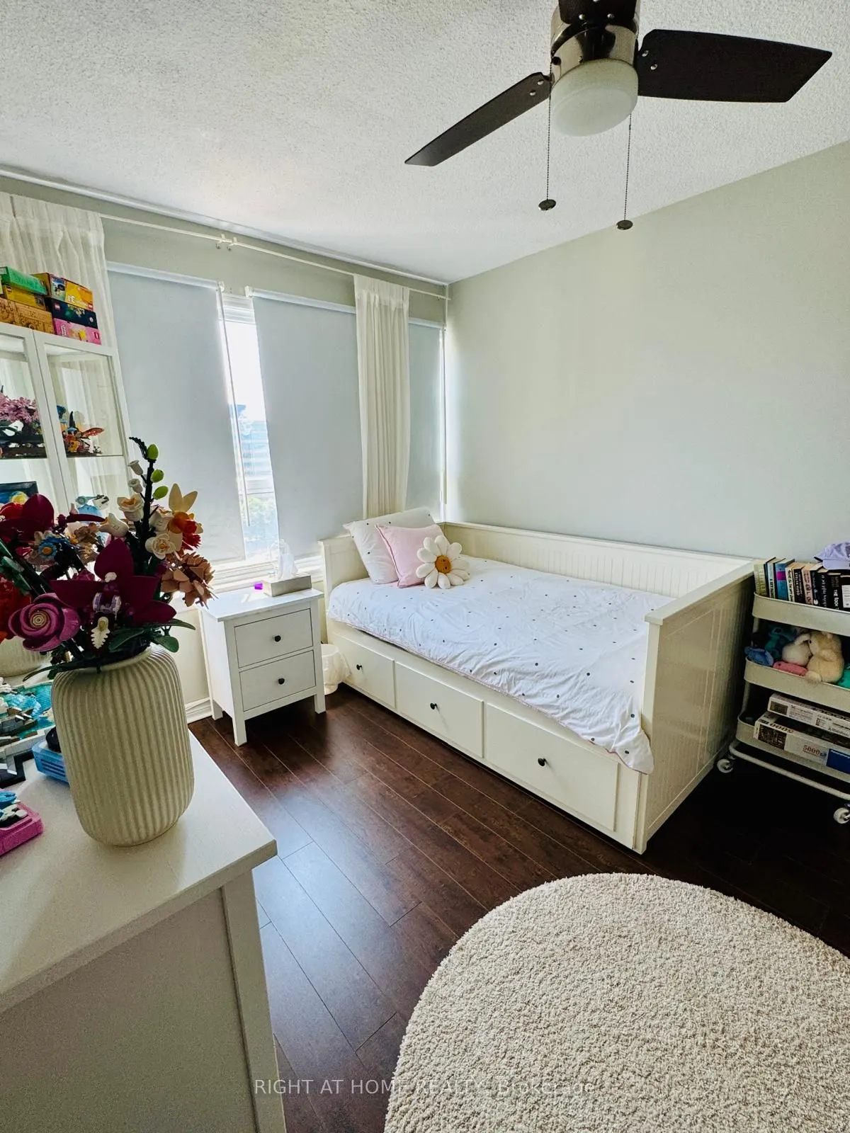 475 The West Mall, #1404