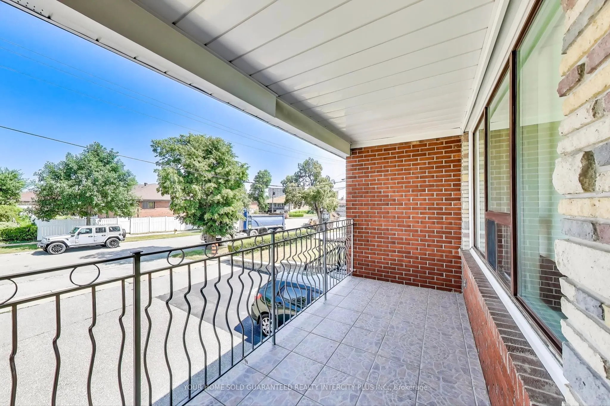 19 Hisey Crescent