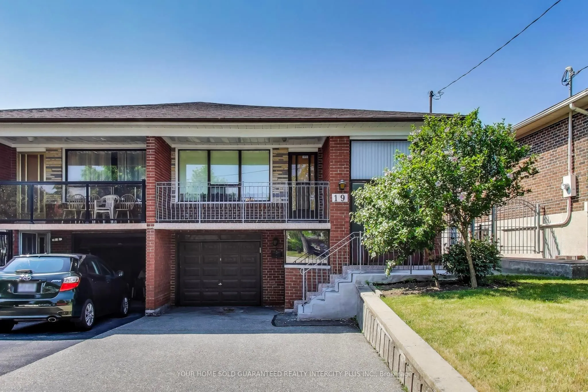 19 Hisey Crescent