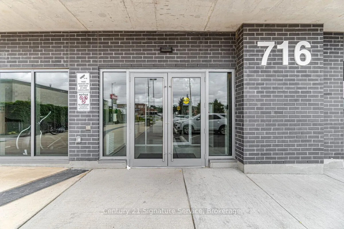 716 Main Street E, #911