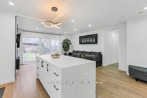 292 Woodward Avenue