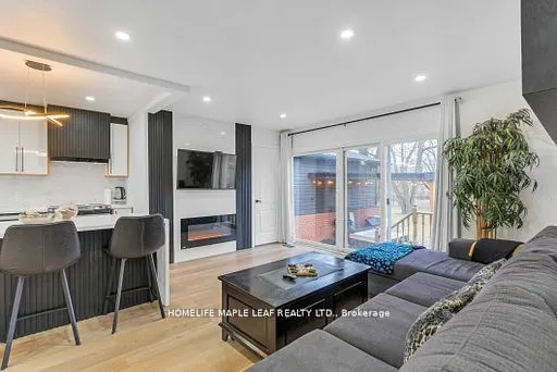 292 Woodward Avenue