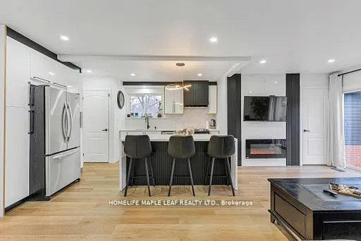 292 Woodward Avenue