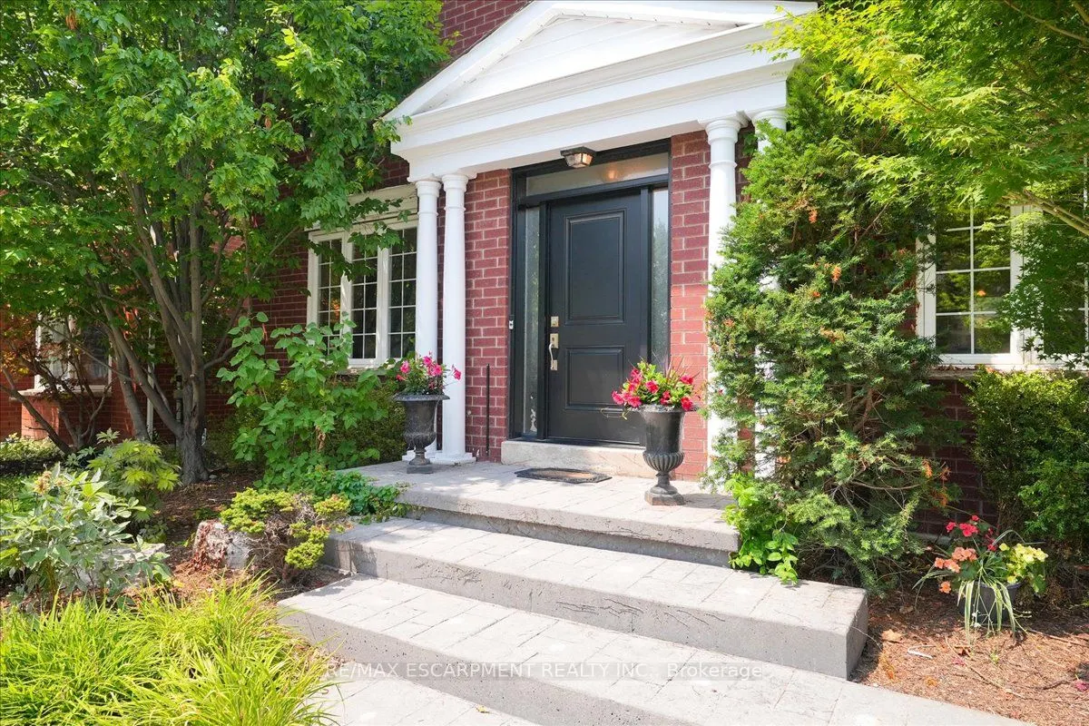 105 River Glen Boulevard