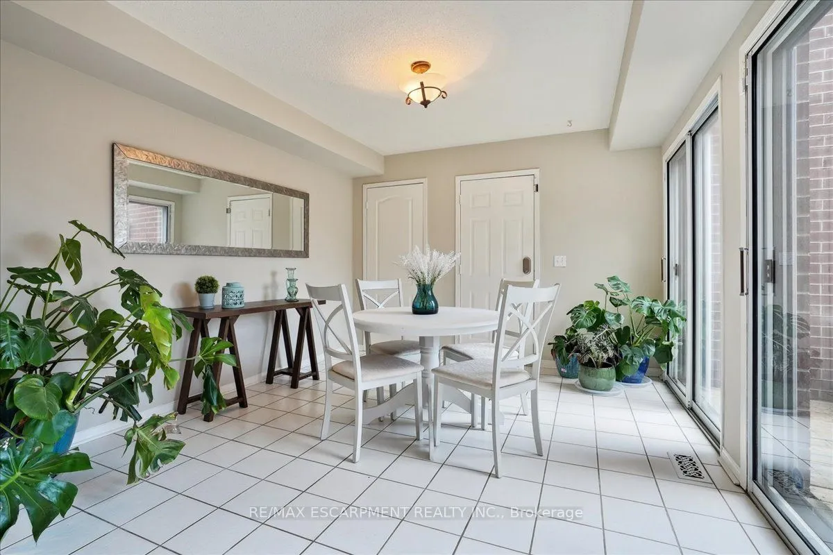 105 River Glen Boulevard