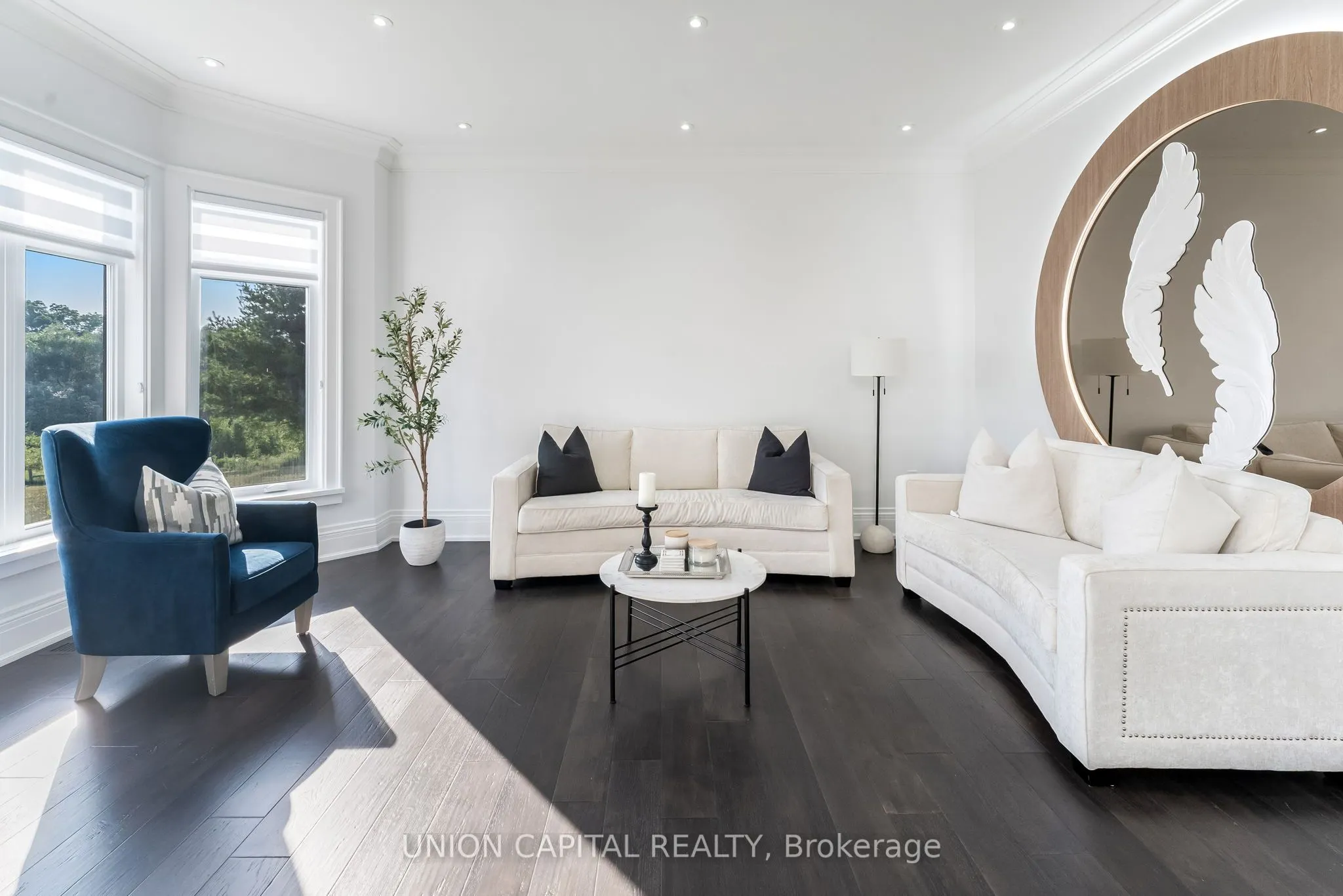 16033 Mississauga Road