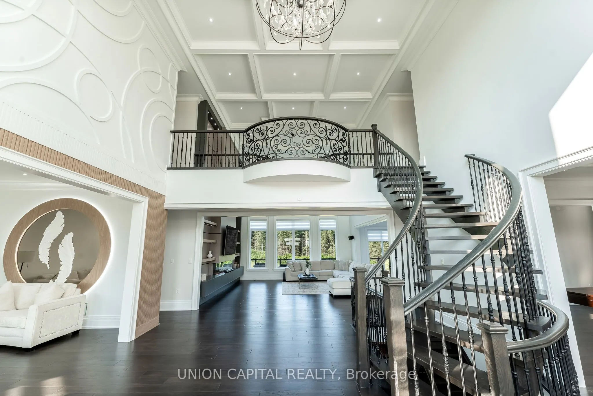16033 Mississauga Road
