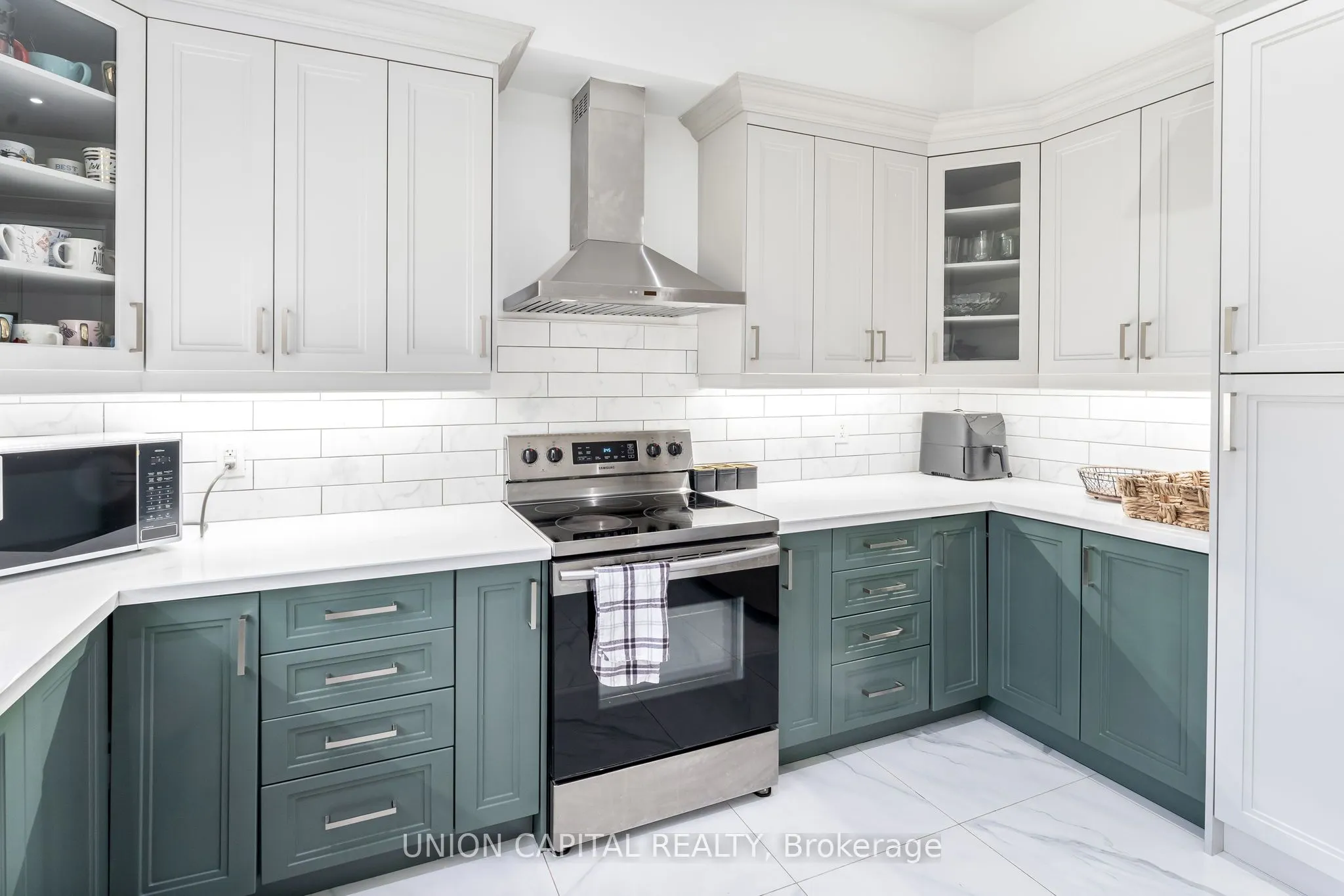 16033 Mississauga Road