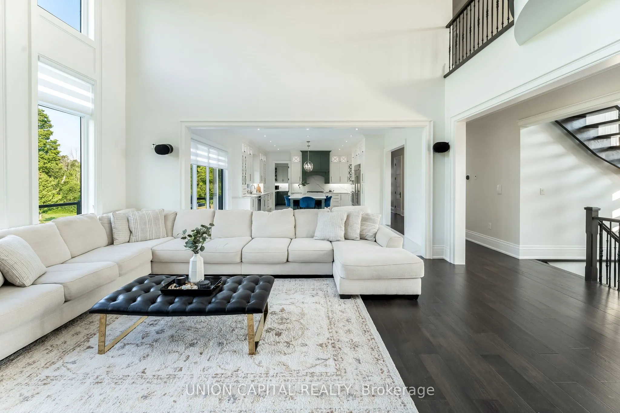 16033 Mississauga Road