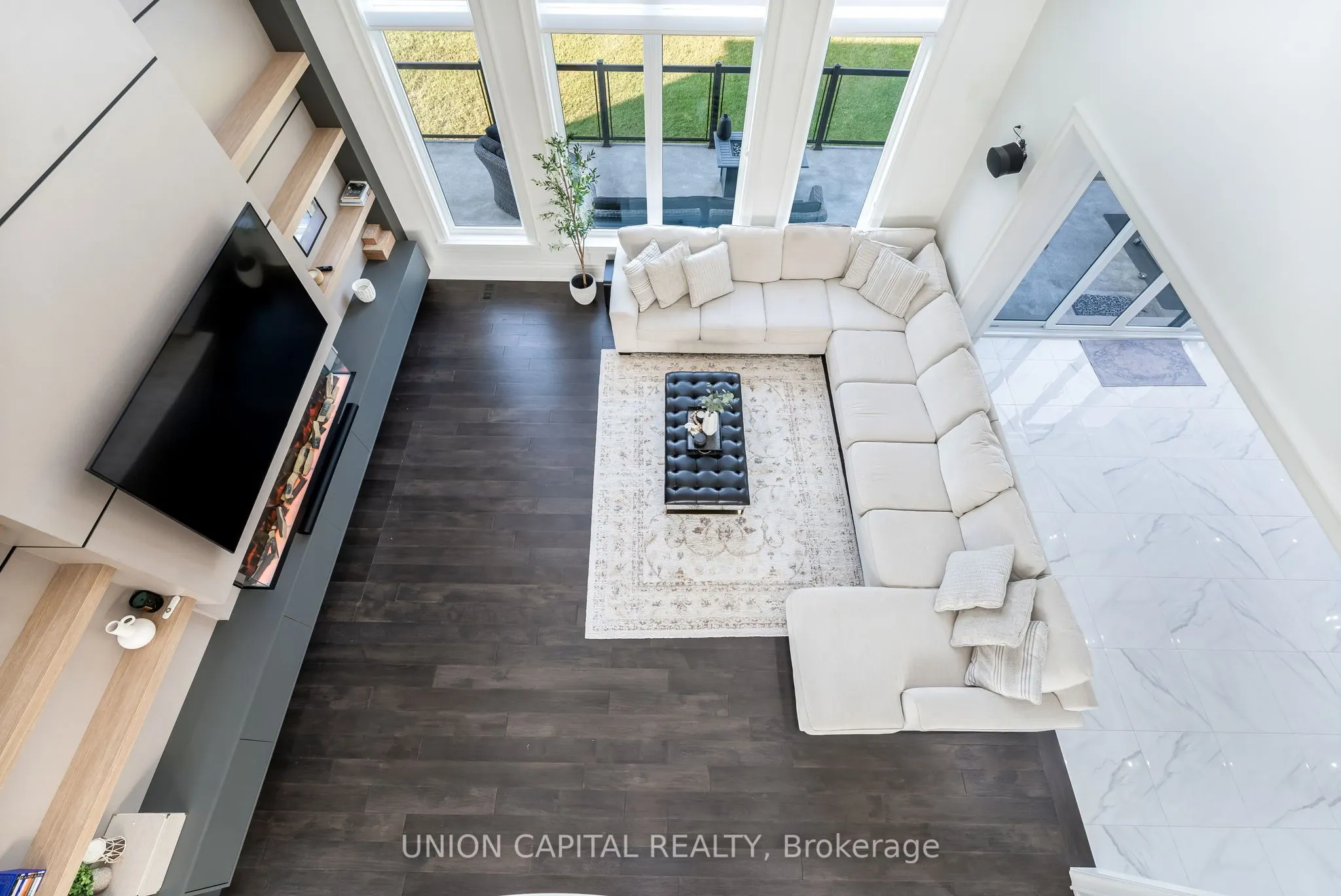 16033 Mississauga Road