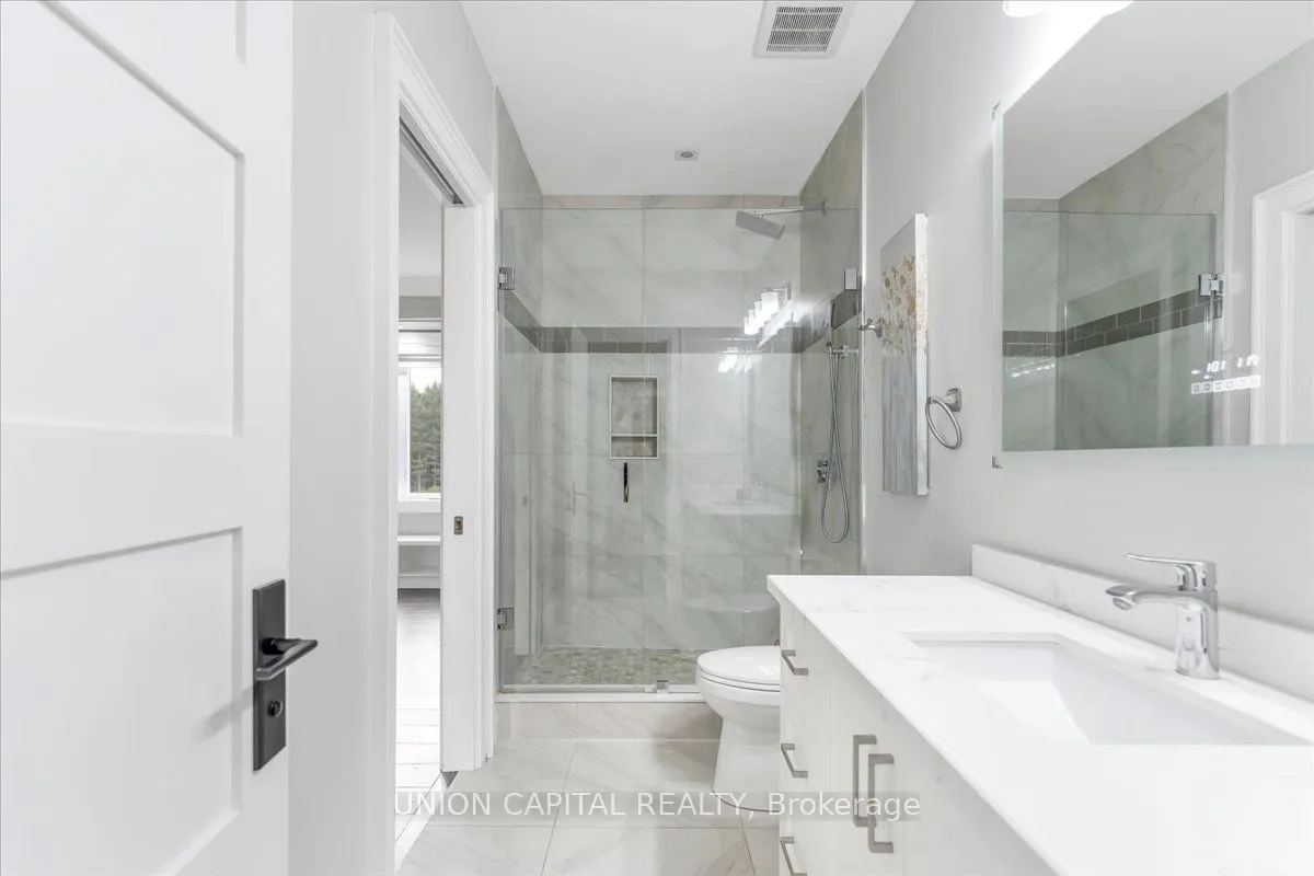 16033 Mississauga Road