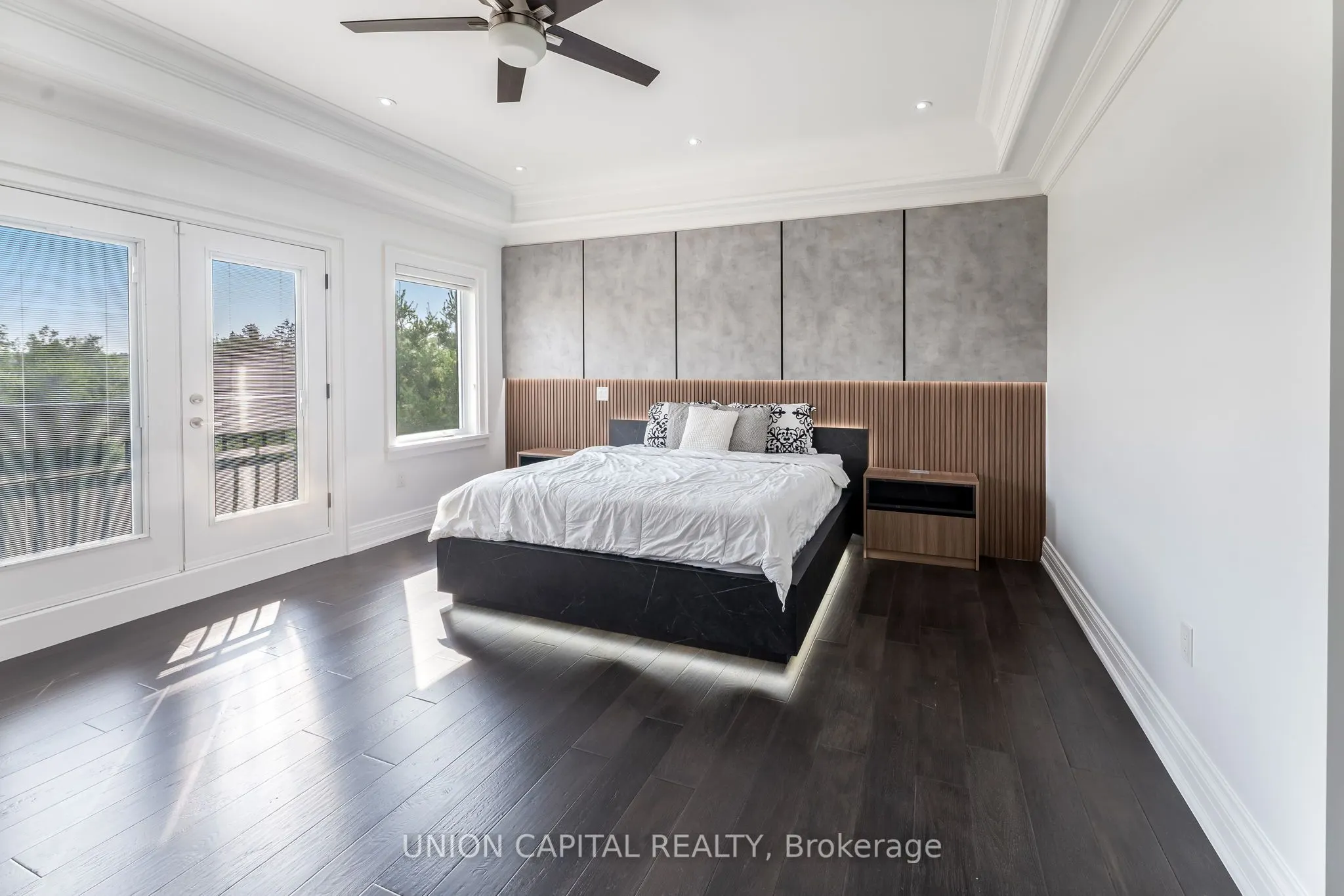 16033 Mississauga Road