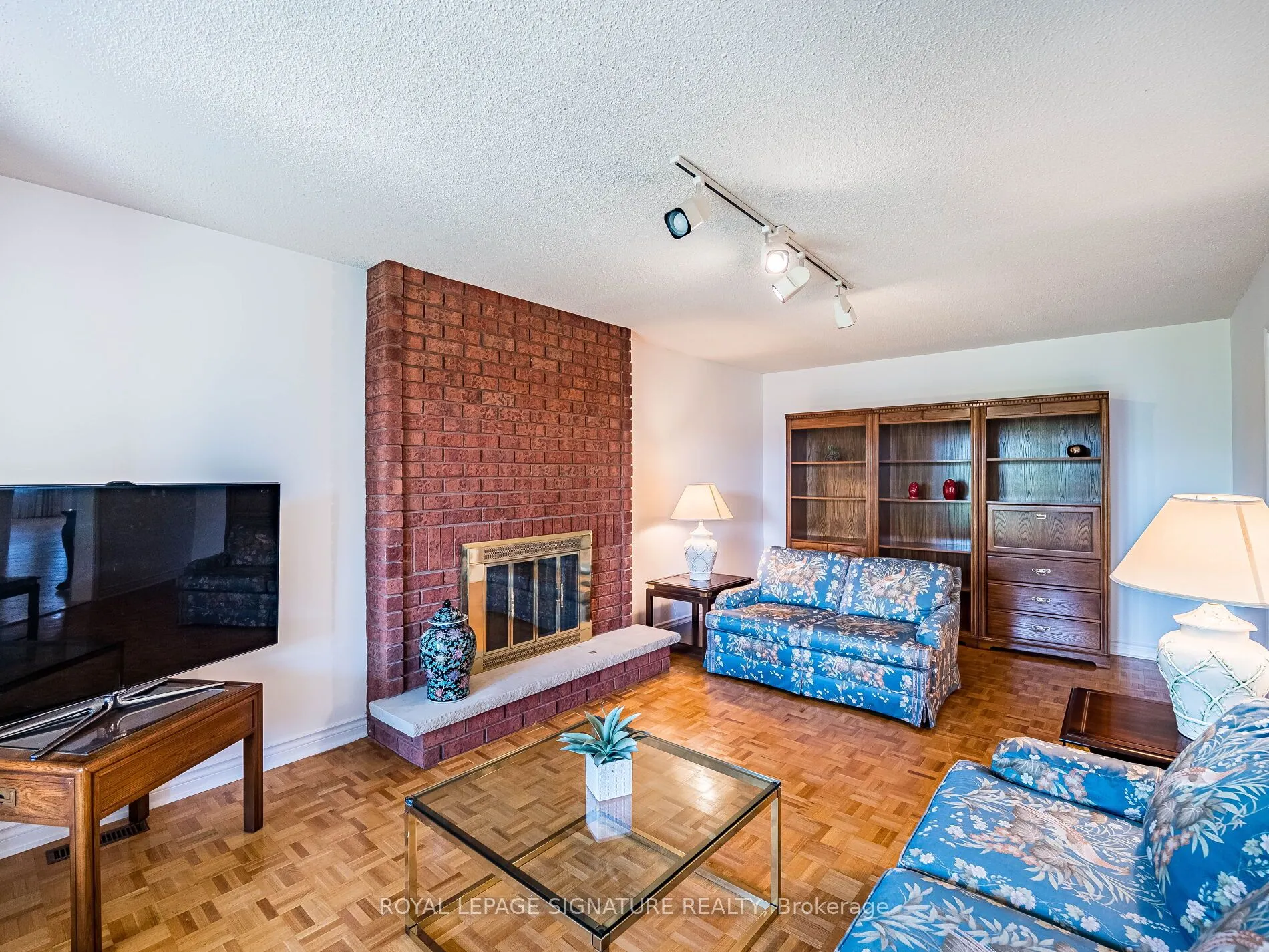 155 Silverhill Drive