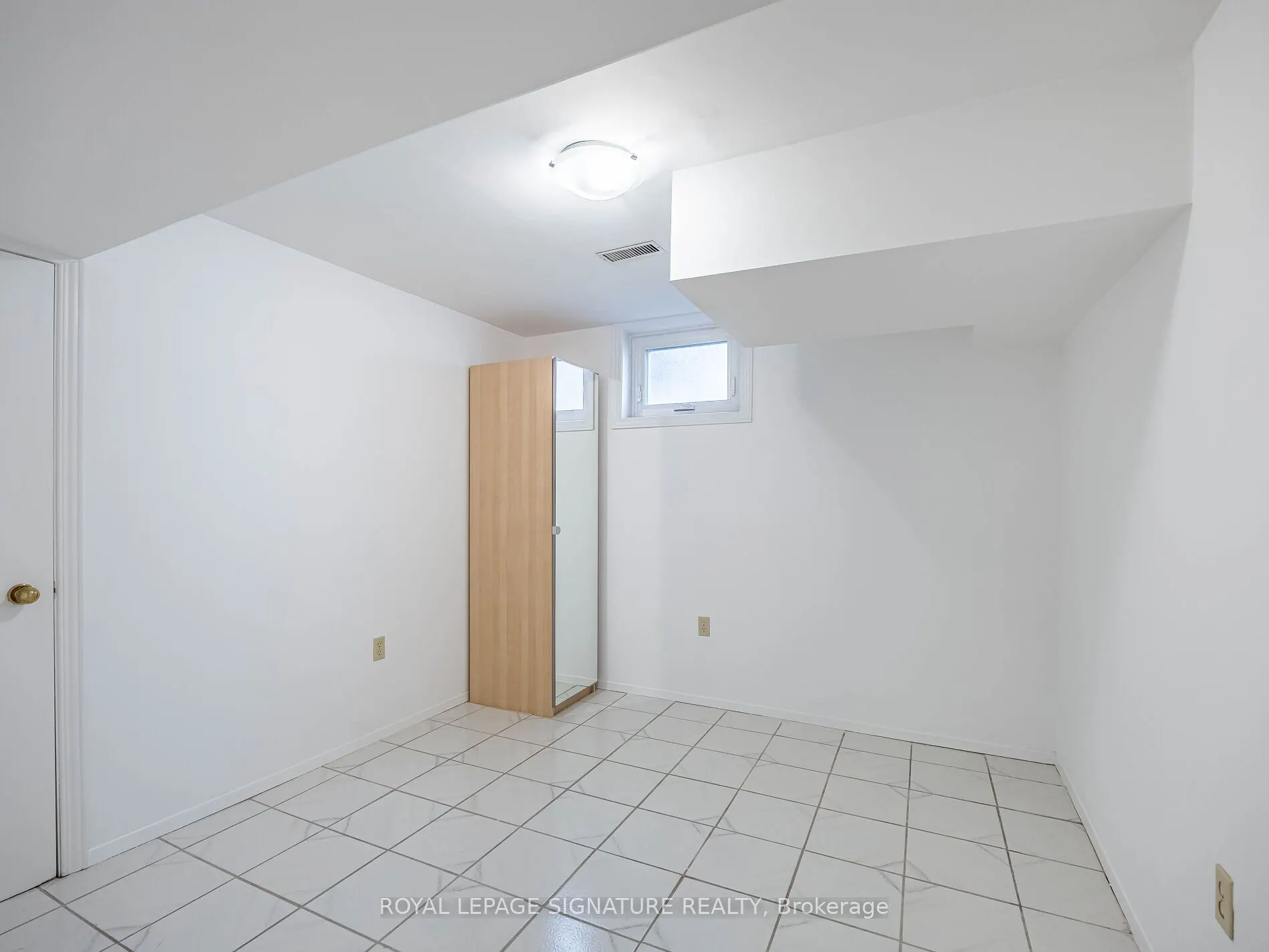 155 Silverhill Drive