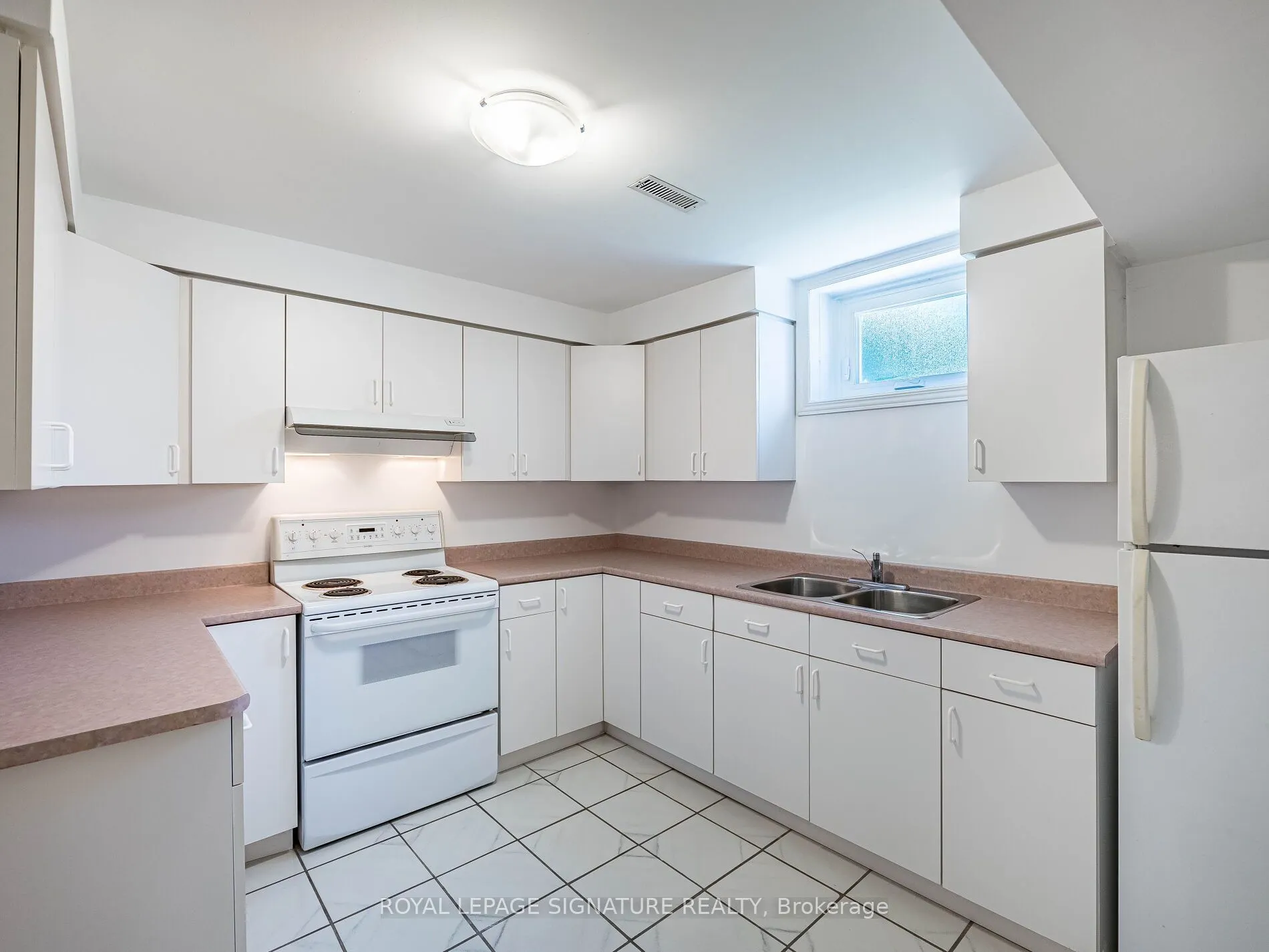 155 Silverhill Drive
