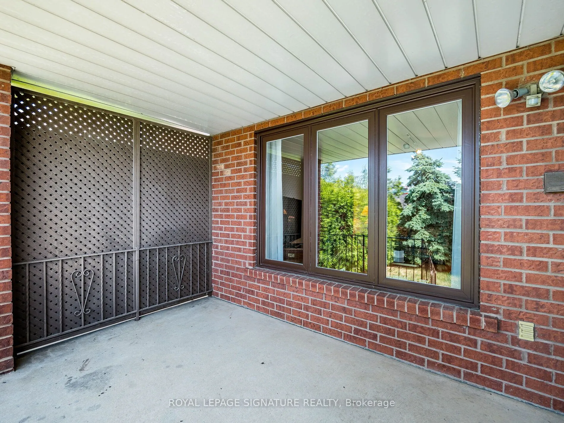 155 Silverhill Drive