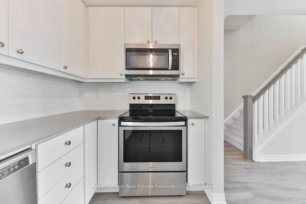 3580 Lake Shore Boulevard W, #14