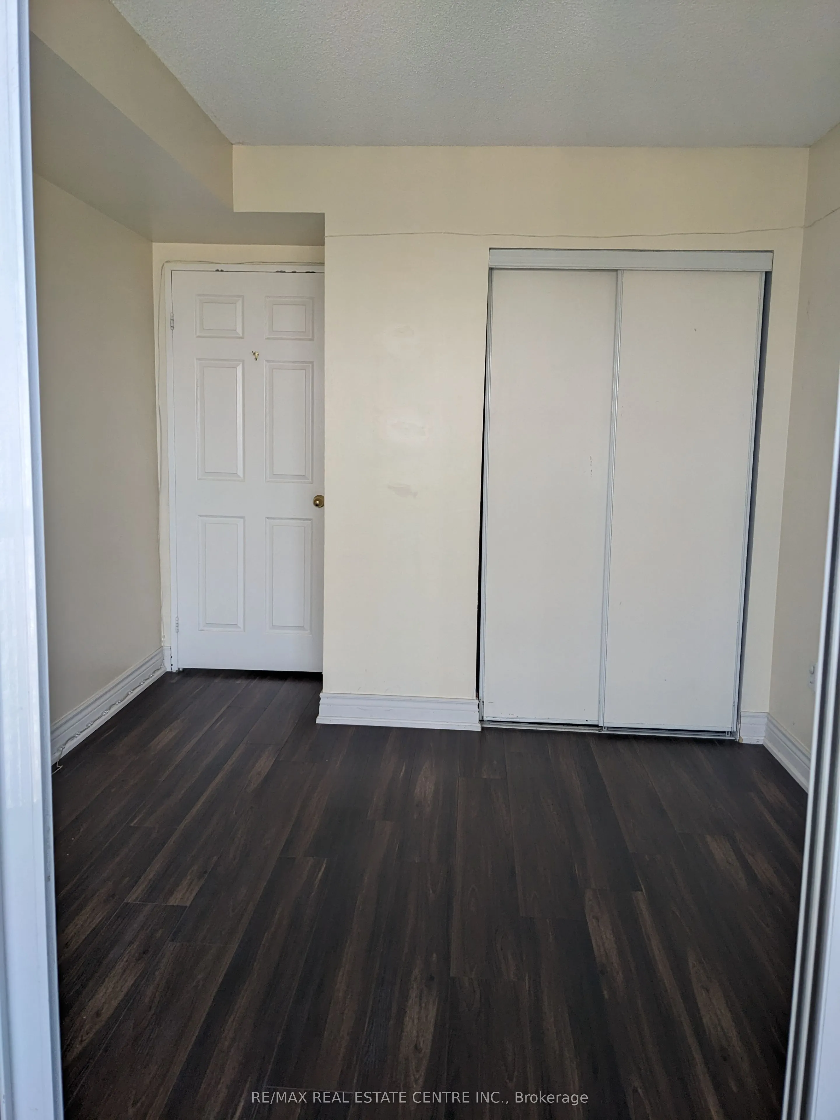 2177 Burnhamthorpe Rd W Road, #1308