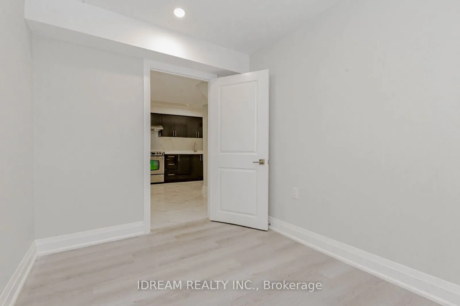 73 Brushwood Drive