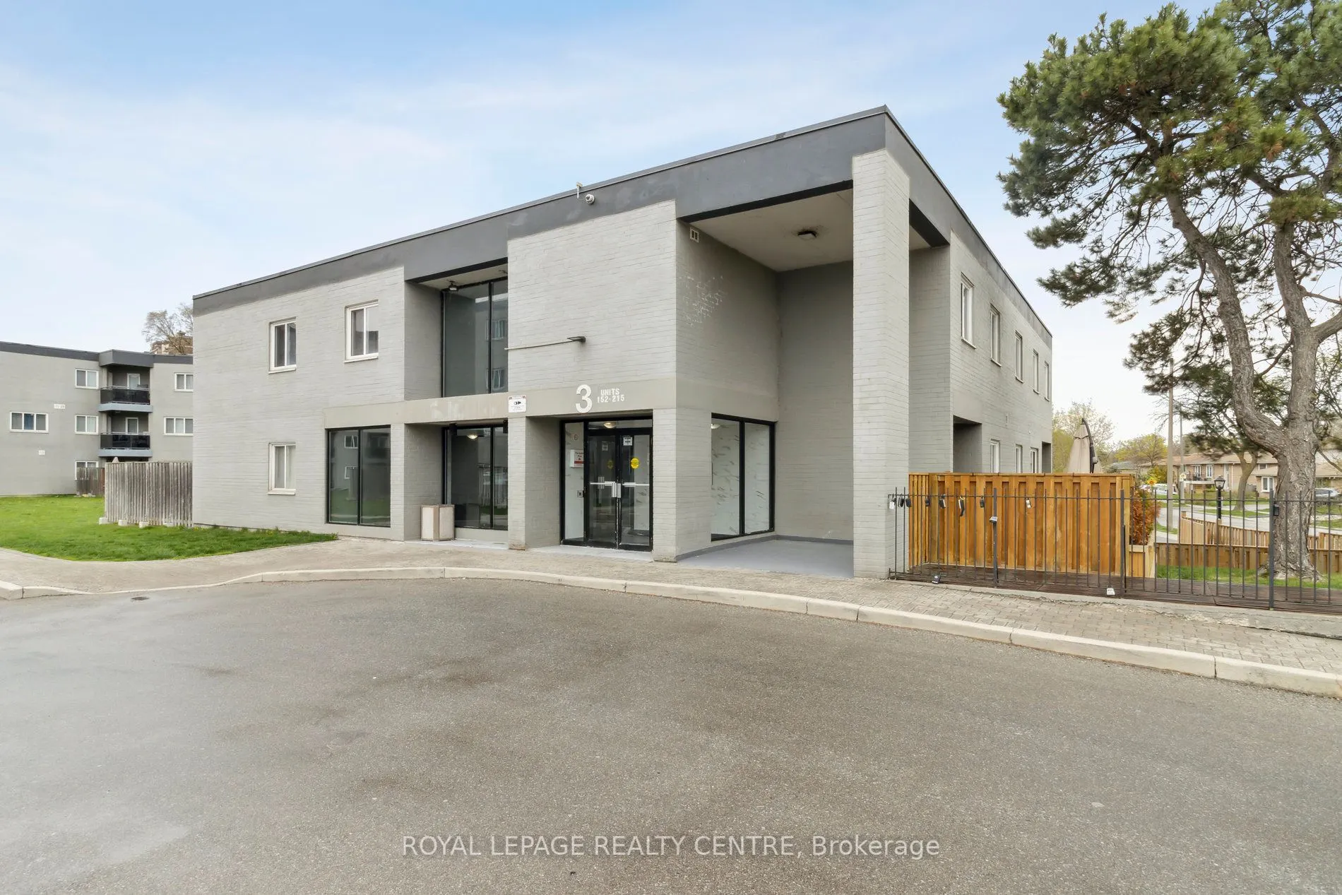 2001 Bonnymede Drive, #214