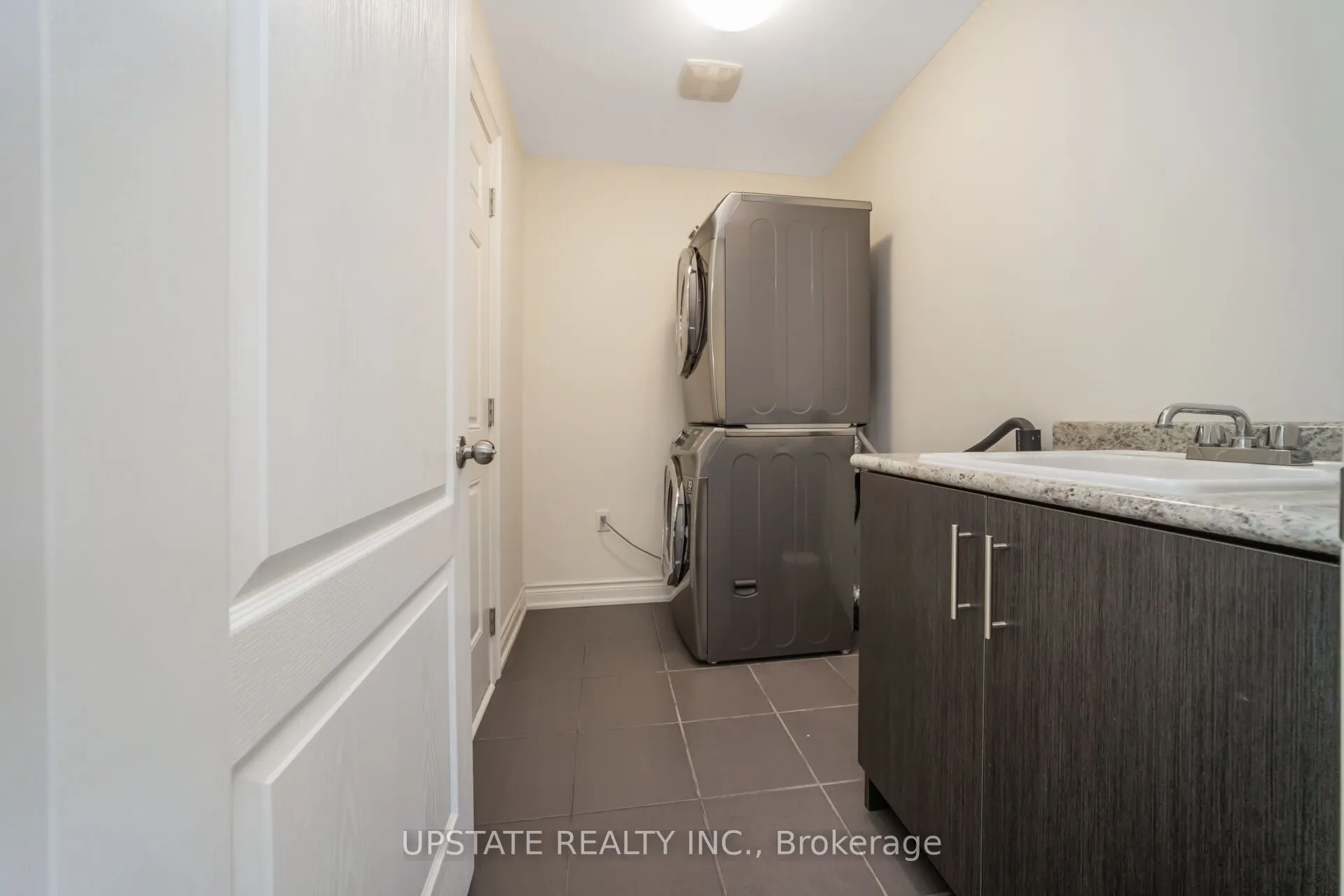 38 Rising Hill Ridge