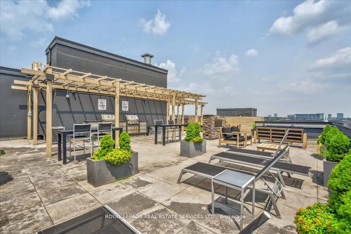 3028 Creekshore Common, #105