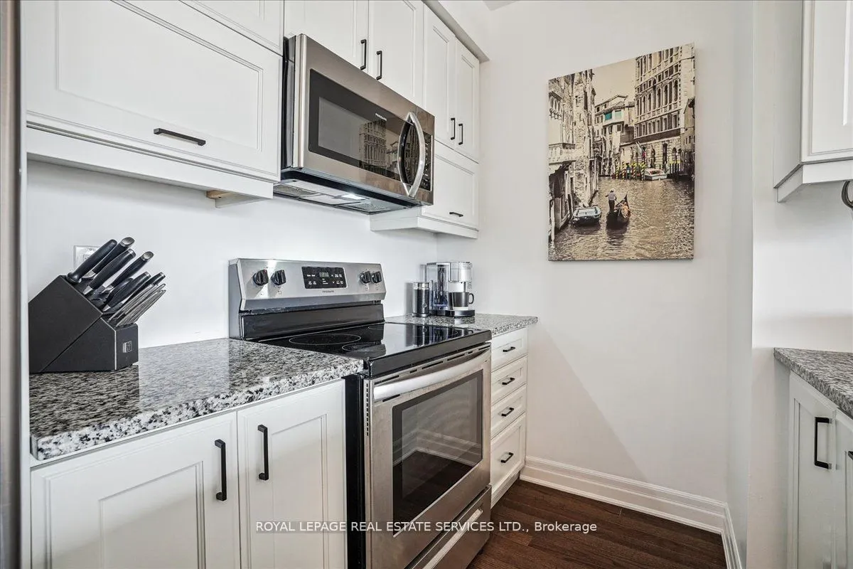 3028 Creekshore Common, #105