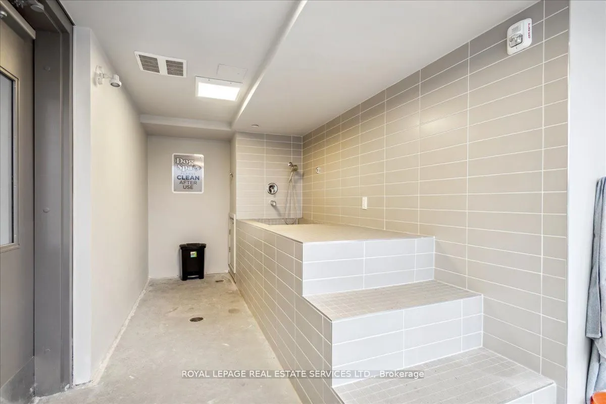 3028 Creekshore Common, #105