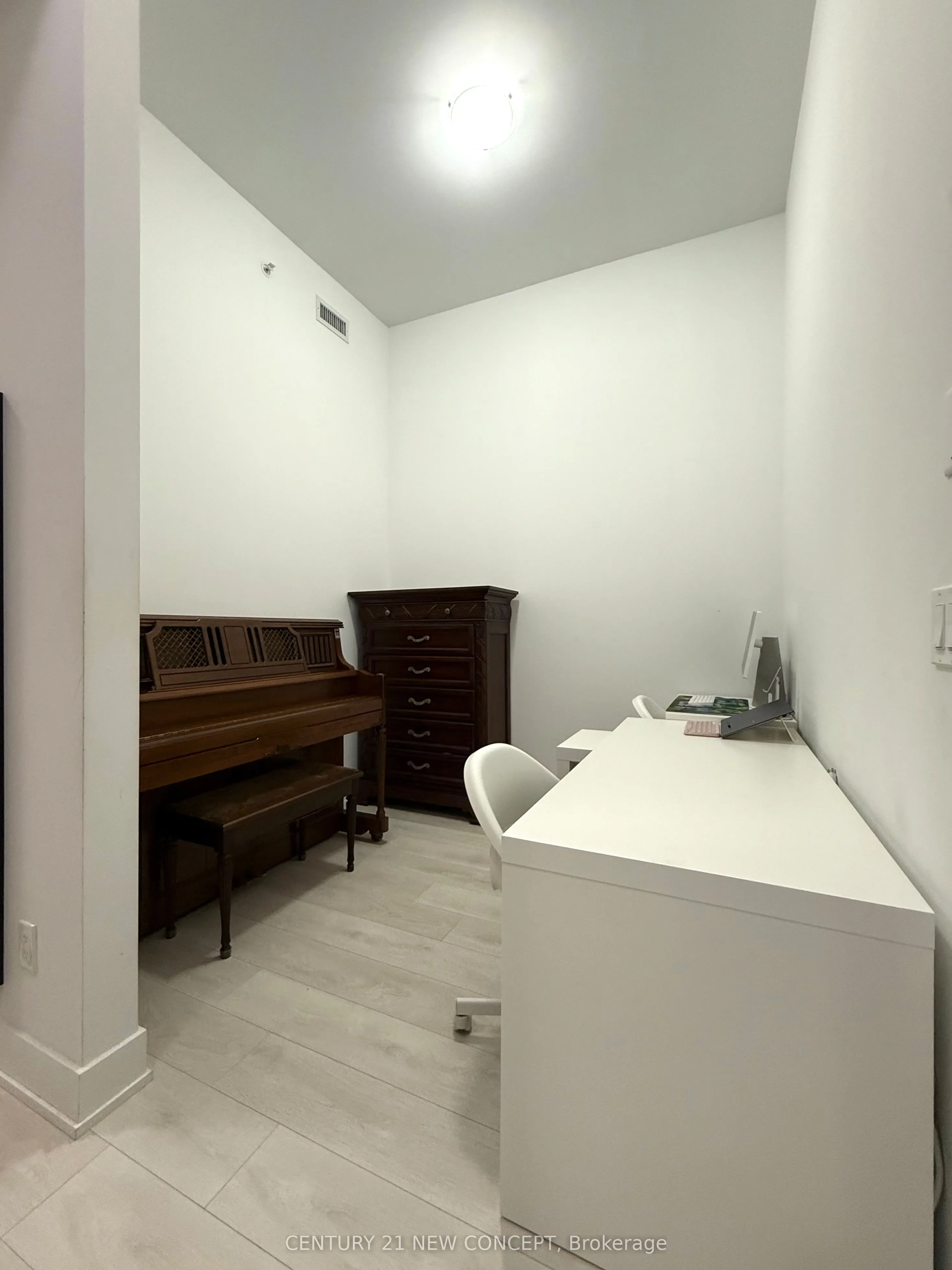 2481 Taunton Road, #360