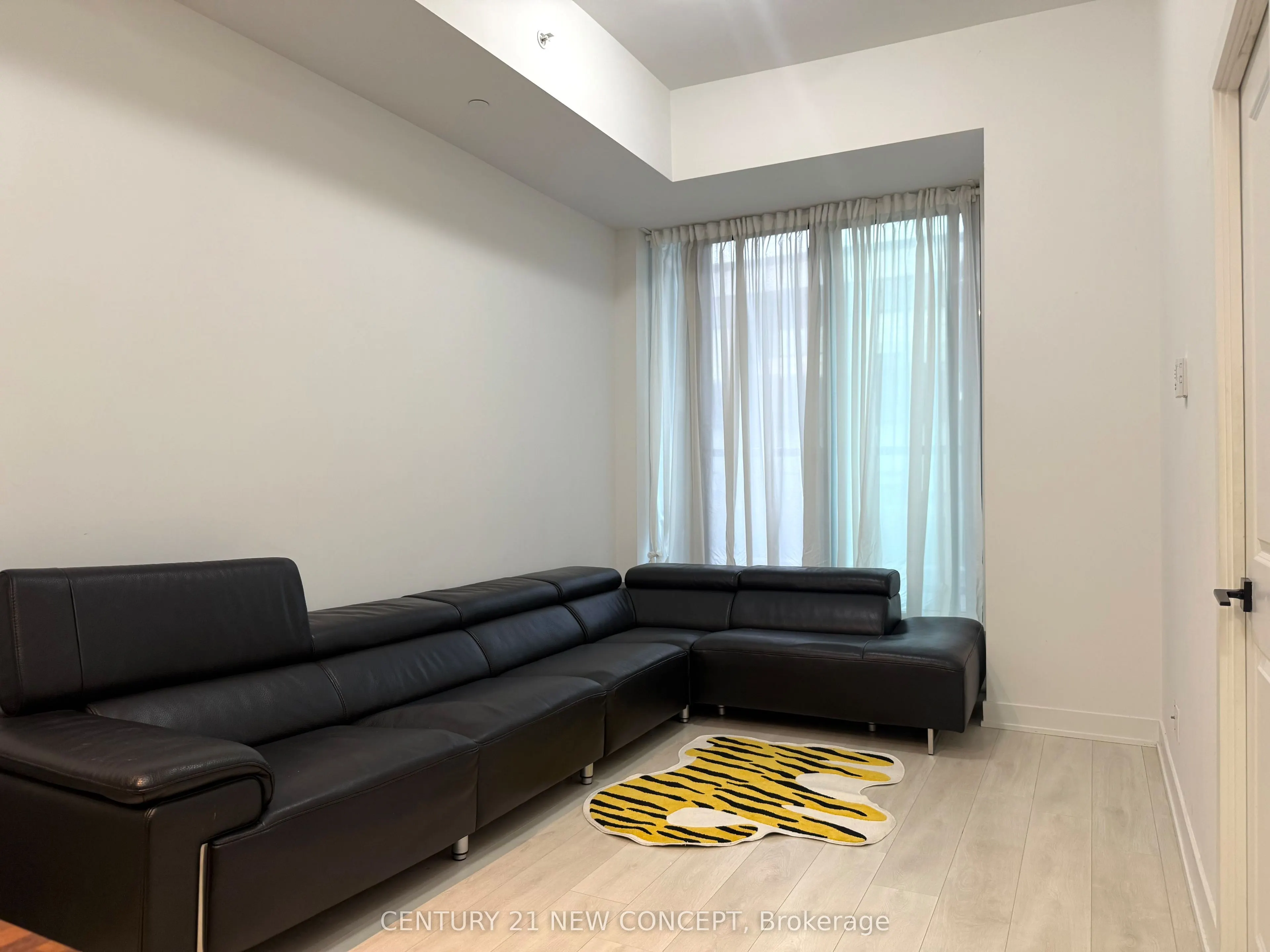 2481 Taunton Road, #360