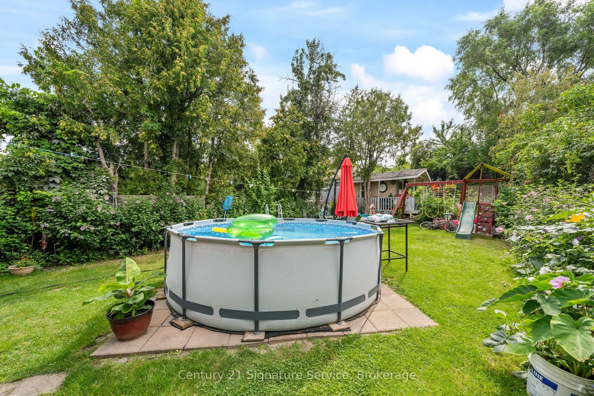 144 Voltarie Crescent